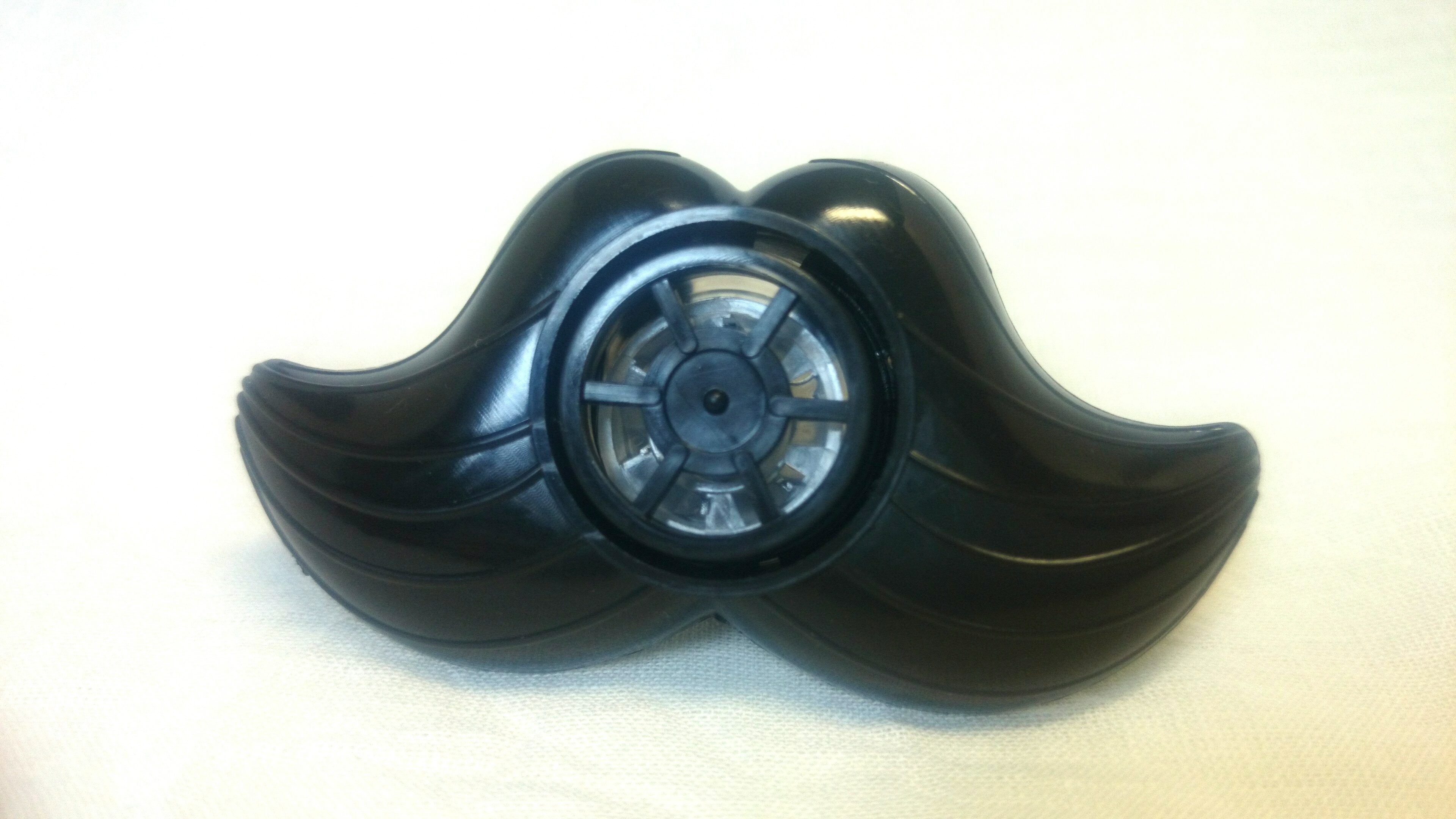 ヒゲサイレンホイッスル(黒)