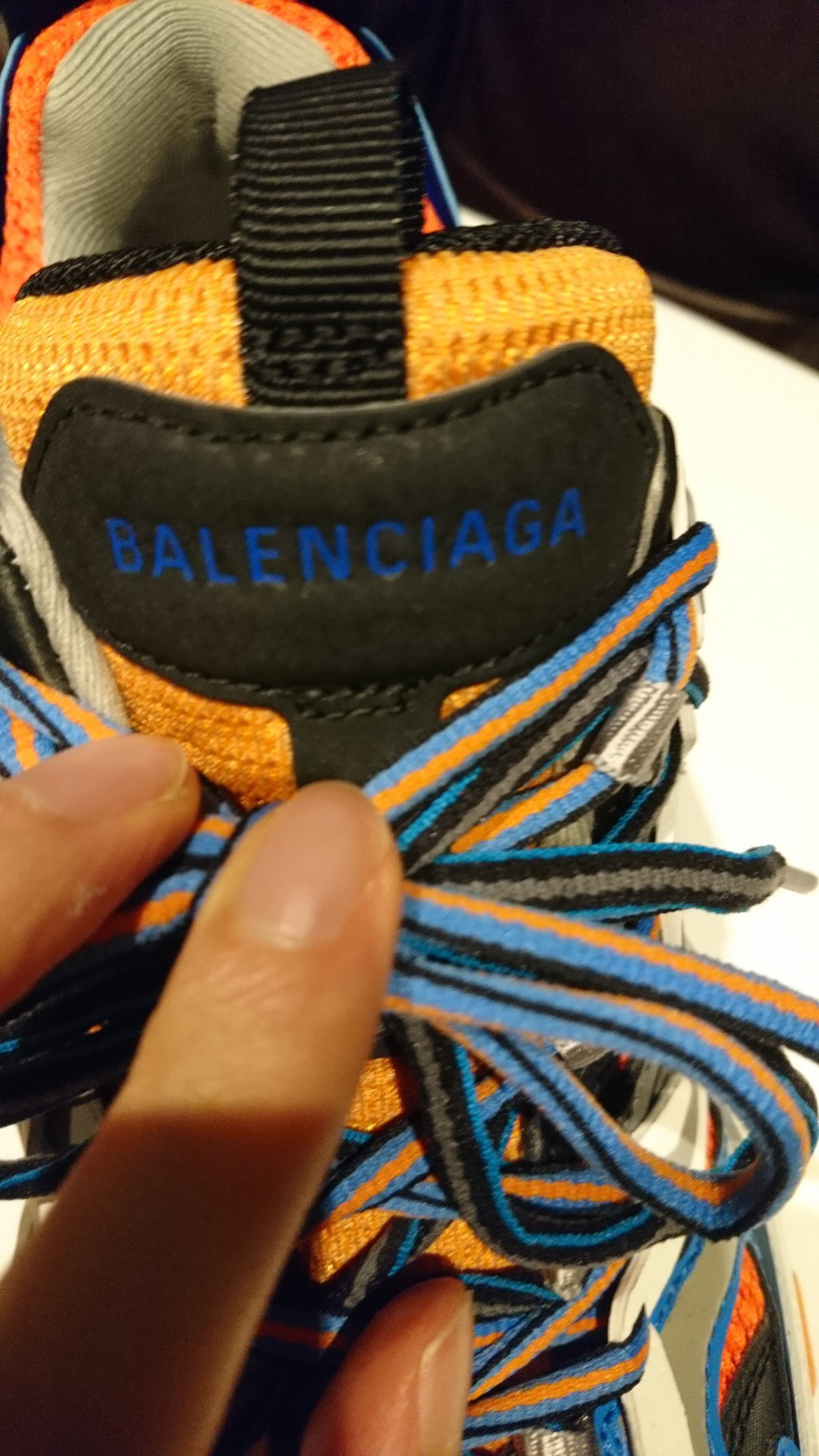 Sneaker Track.2 BEIGE TAUPE pour Femme Balenciaga