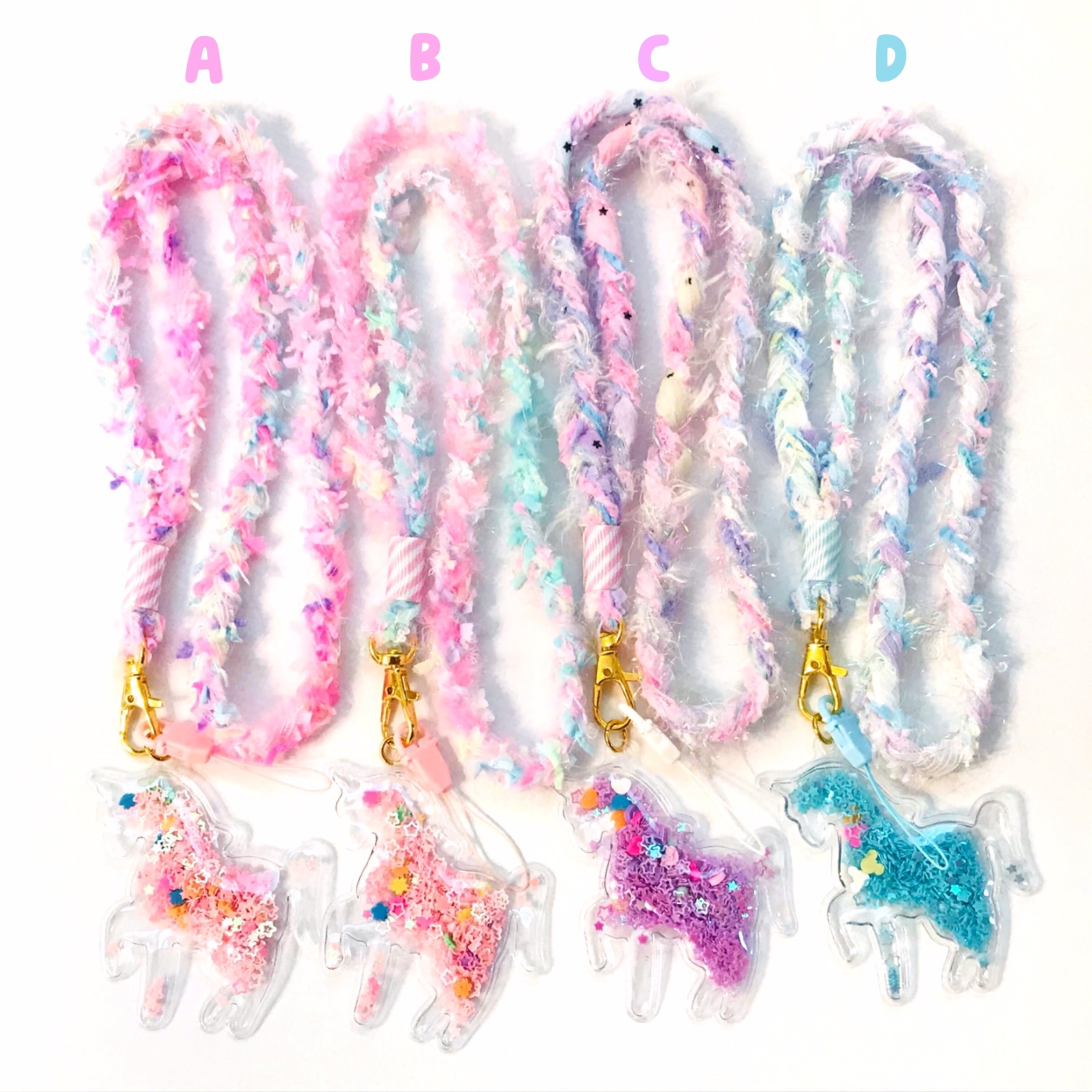 ファンシーヤーンのネックストラップ キッズ Girly H ファンシーヤーンのネックストラップ キッズ Girly H