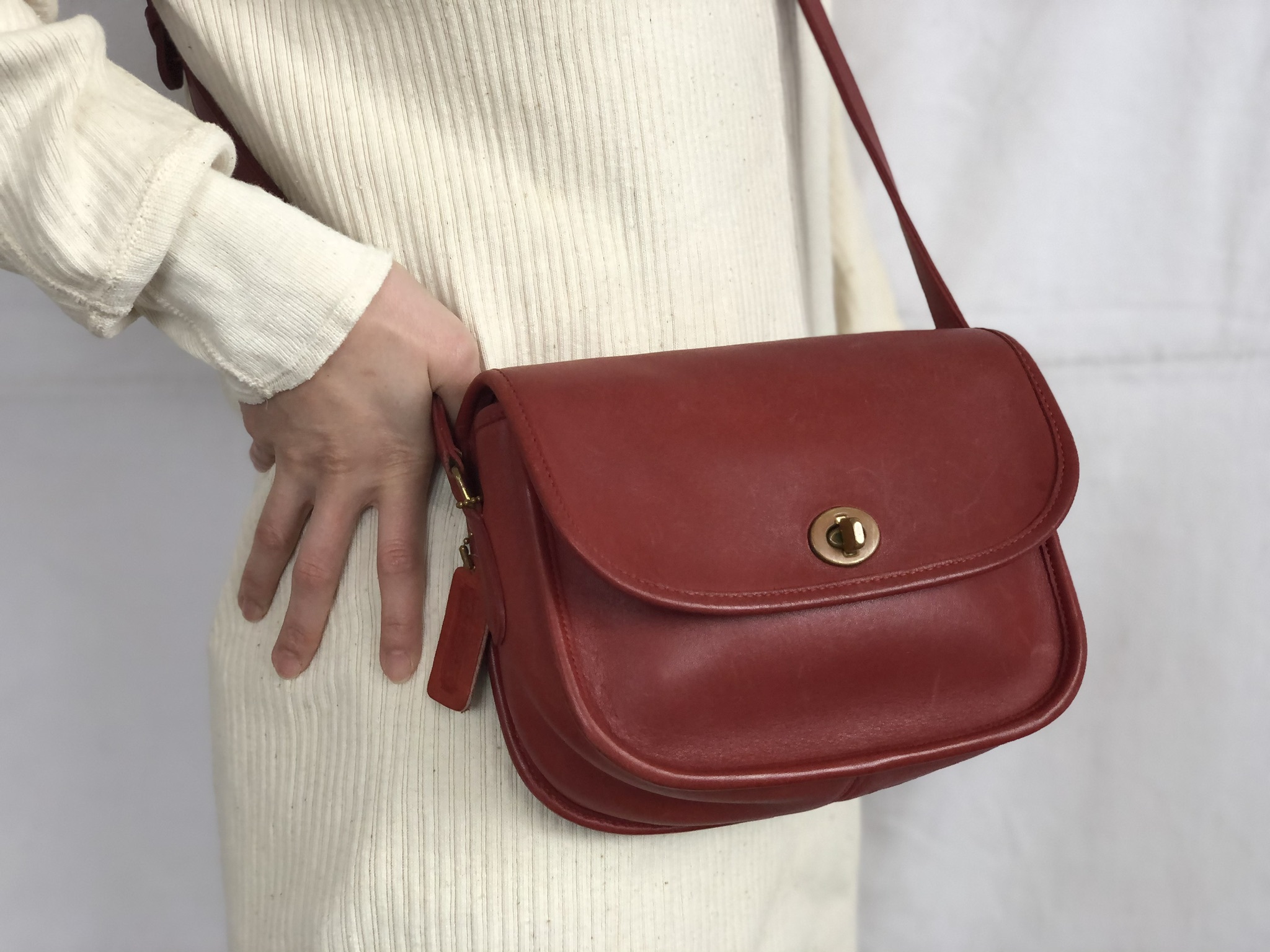 red leather shoulder bag
