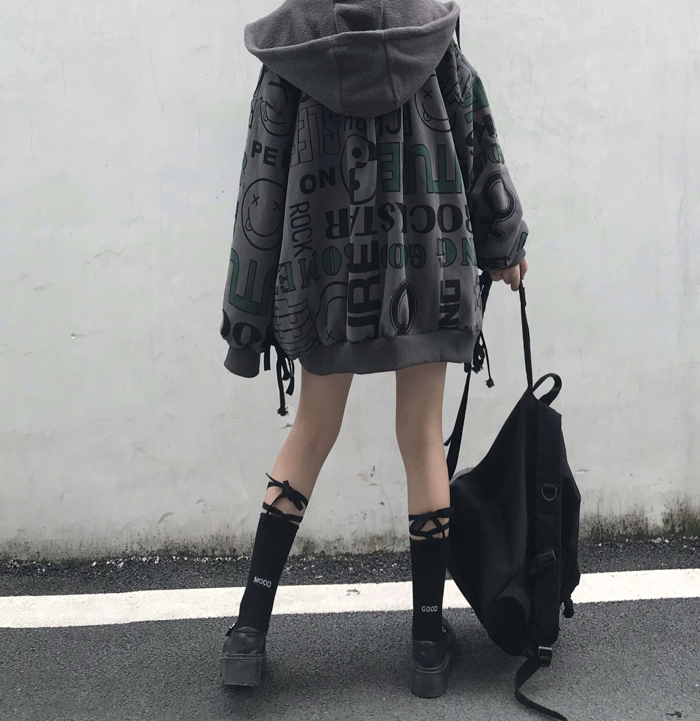 パーカー ロゴ グレー 韓国ファッション かっこかわいい オルチャンファッション 213 Sweetly パーカー ロゴ グレー 韓国ファッション かっこかわいい オルチャンファッション 213 Sweetly