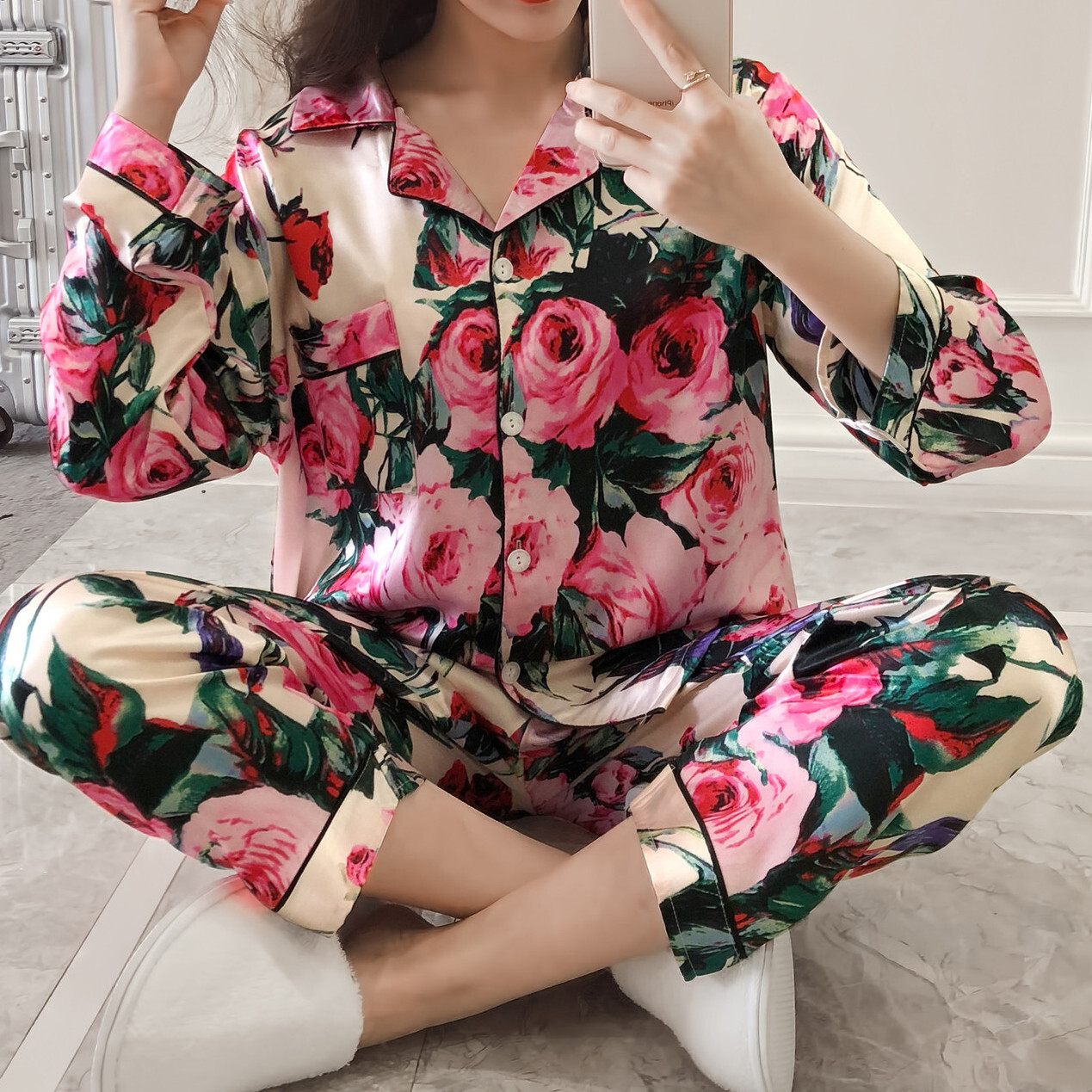 花柄 お花 フラワー 薔薇 ローズ プリンセス お姫様 上下 サテン シルク風 セットアップ ルームウェア パジャマ 長袖パジャマ Popsite3 Cute レディース かわいい 可愛い ガーリー フェミニン 甘め アパレル服 アクセサリーなど 花柄 お花 フラワー 薔薇 ローズ プリンセス お姫様 上下 サテン シルク風 セットアップ ルームウェア パジャマ 長袖パジャマ Popsite3 Cute レディース かわいい 可愛い ガーリー フェミニン 甘め アパレル服 アクセサリーなど