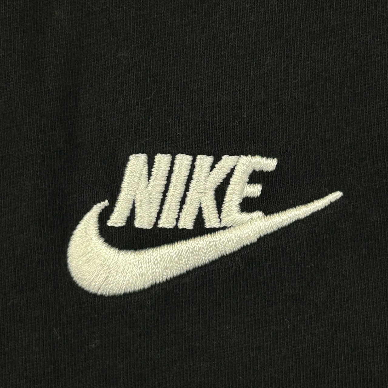 NIKE Minimal Swoosh Logo T-Shirt Black 3XL の画像 4