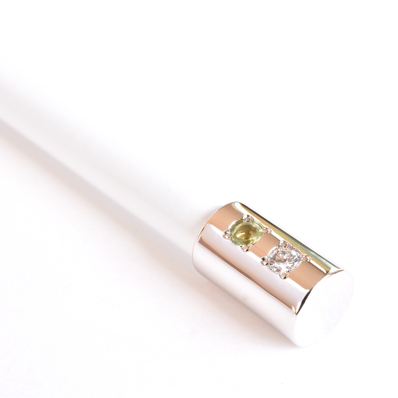 魔法の指揮棒 特注モデル カーボン製 プラチナメッキ ダイヤ 宝石 2 0mm ジュエリーショップ アシュリー