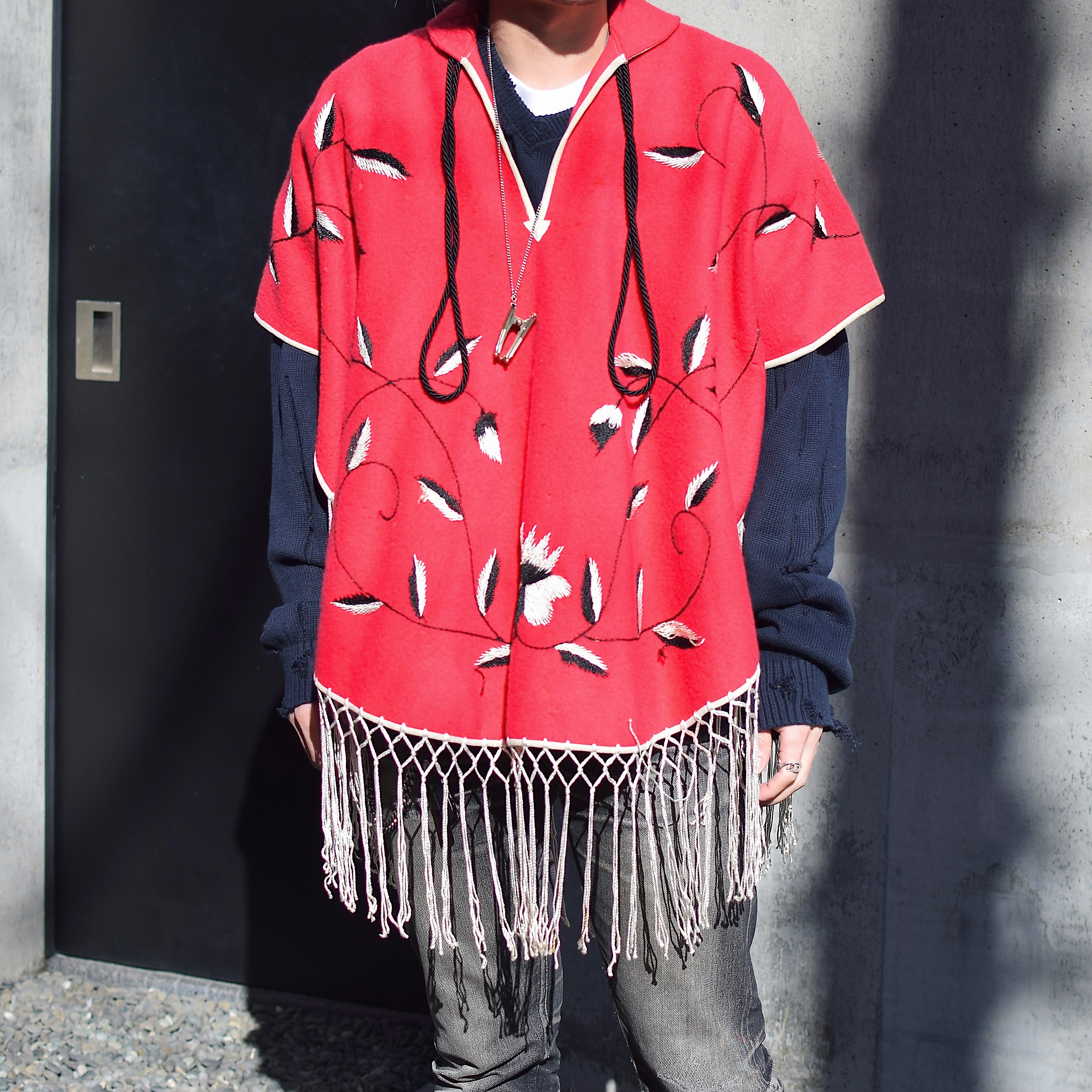 Vintage Embroidery Fringe Poncho の画像 3