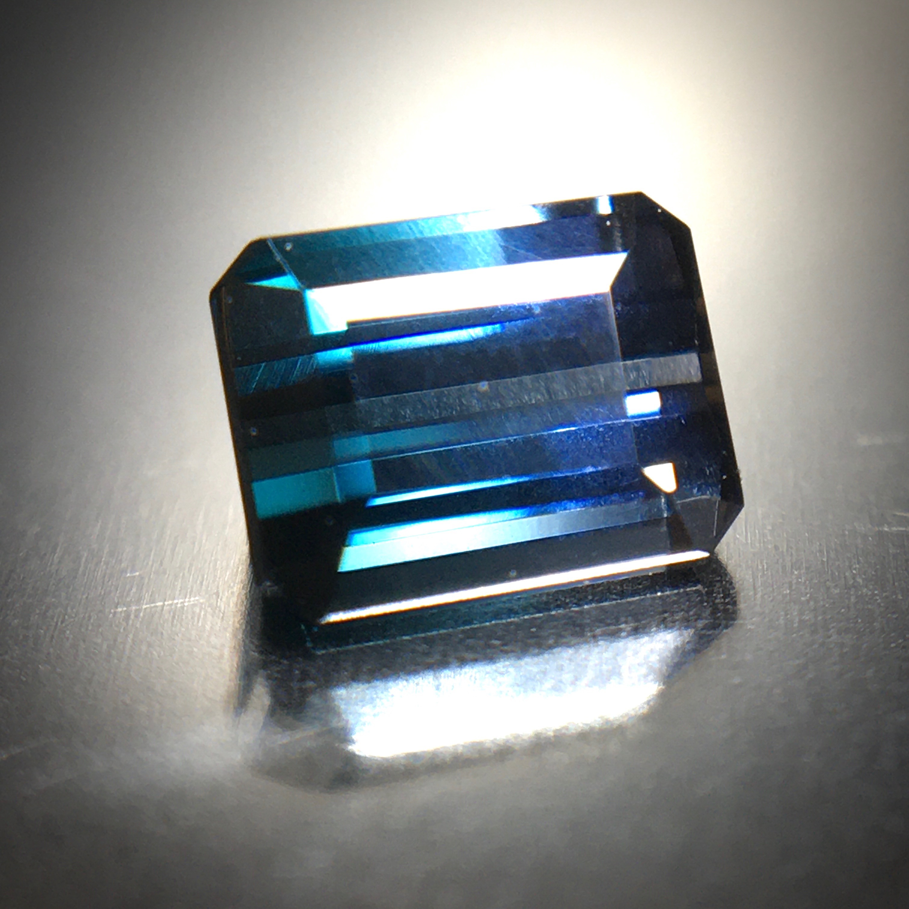 2色のメタリックな輝き 0 60ct 希少石 天然バイカラー スピネル Frederick S Gems Jewelry