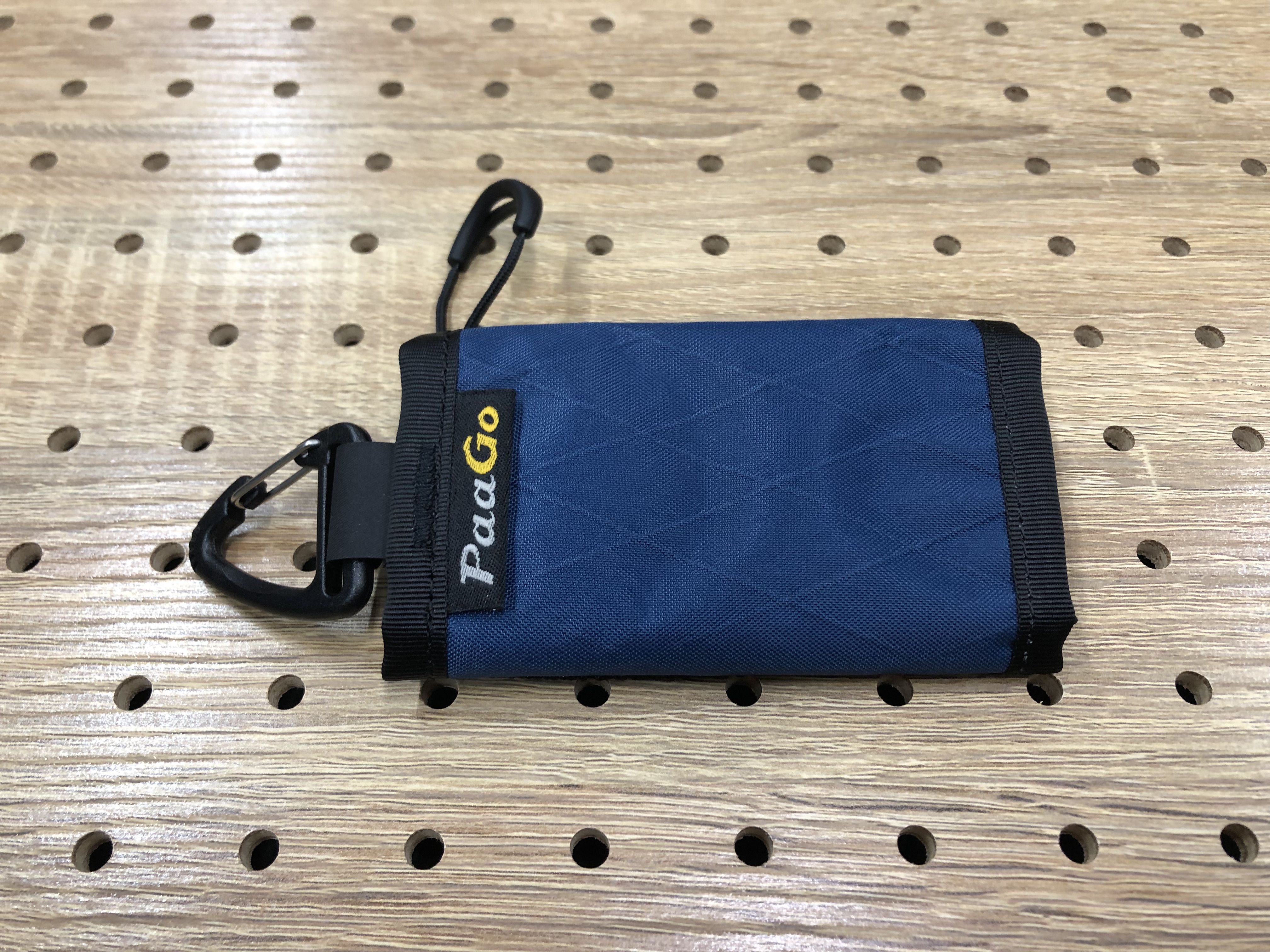 大特価 超コンパクト財布 Paago Works X Pac Trail Bank S カラー ネイビー 登山 用品 スキーのお店 マンゾクスポーツ