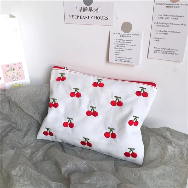 送料無料 予約商品 ポーチ さくらんぼ 可愛い メイクポーチ Selectshop Aya 送料無料 予約商品 ポーチ さくらんぼ 可愛い メイクポーチ Selectshop Aya