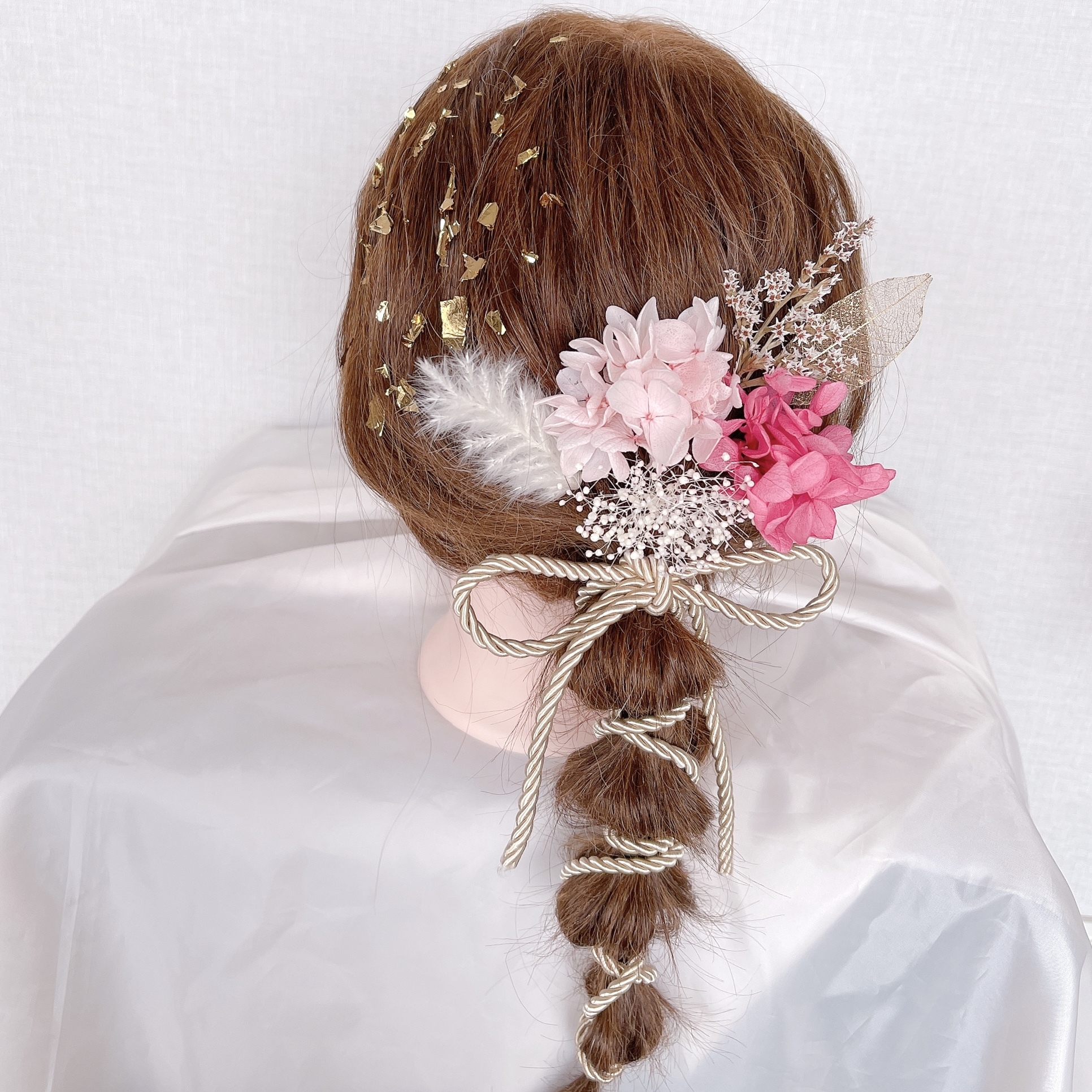 R5 ドライフラワーの髪飾り 紐アレンジ ピンク 金箱入り Lomeri ロメリ お花のヘアアクセサリー専門店 R5 ドライフラワーの髪飾り 紐アレンジ ピンク 金箱入り Lomeri ロメリ お花のヘアアクセサリー専門店