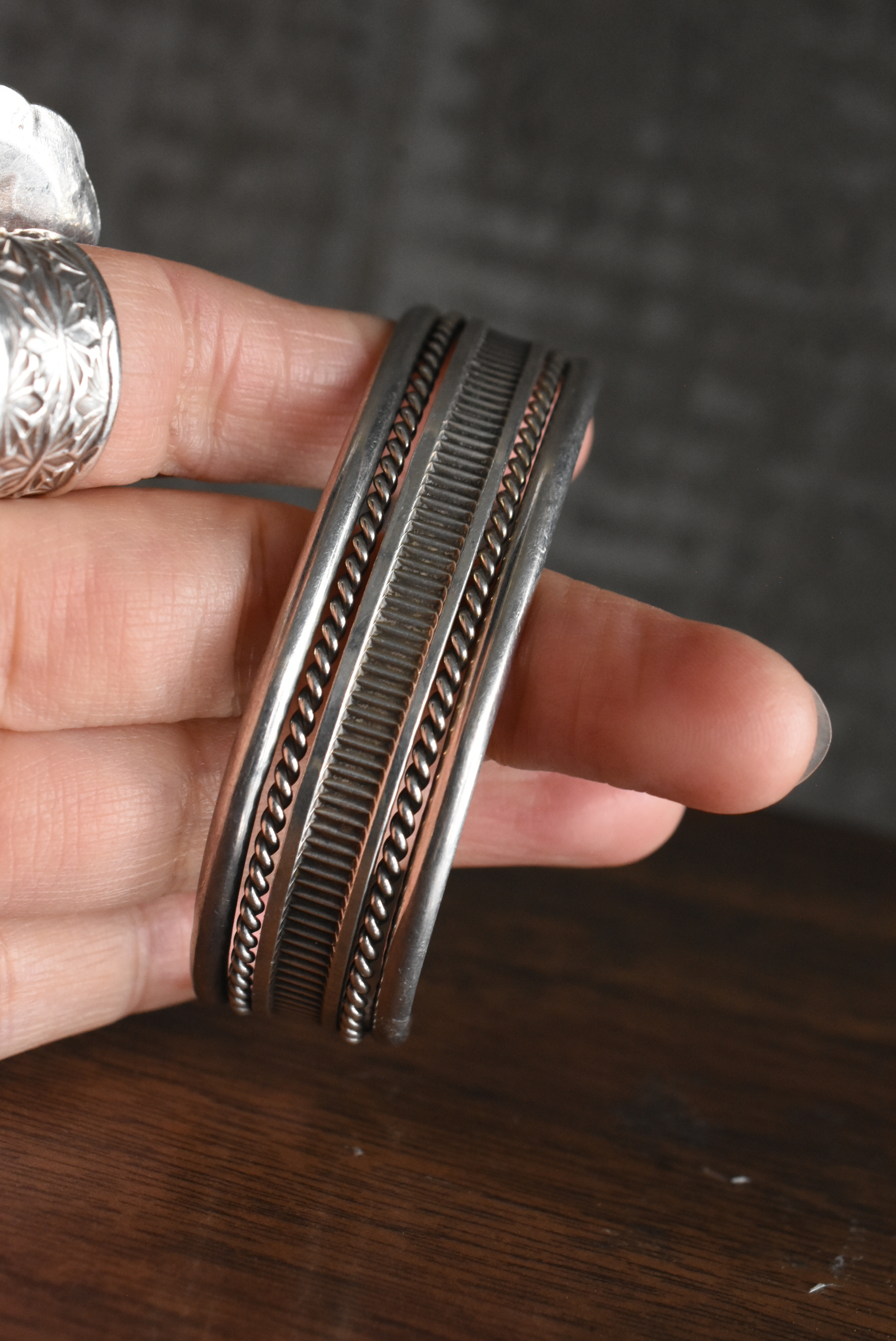 OK／vintage Navajo 925 silver bangle. | Utah | vazaar