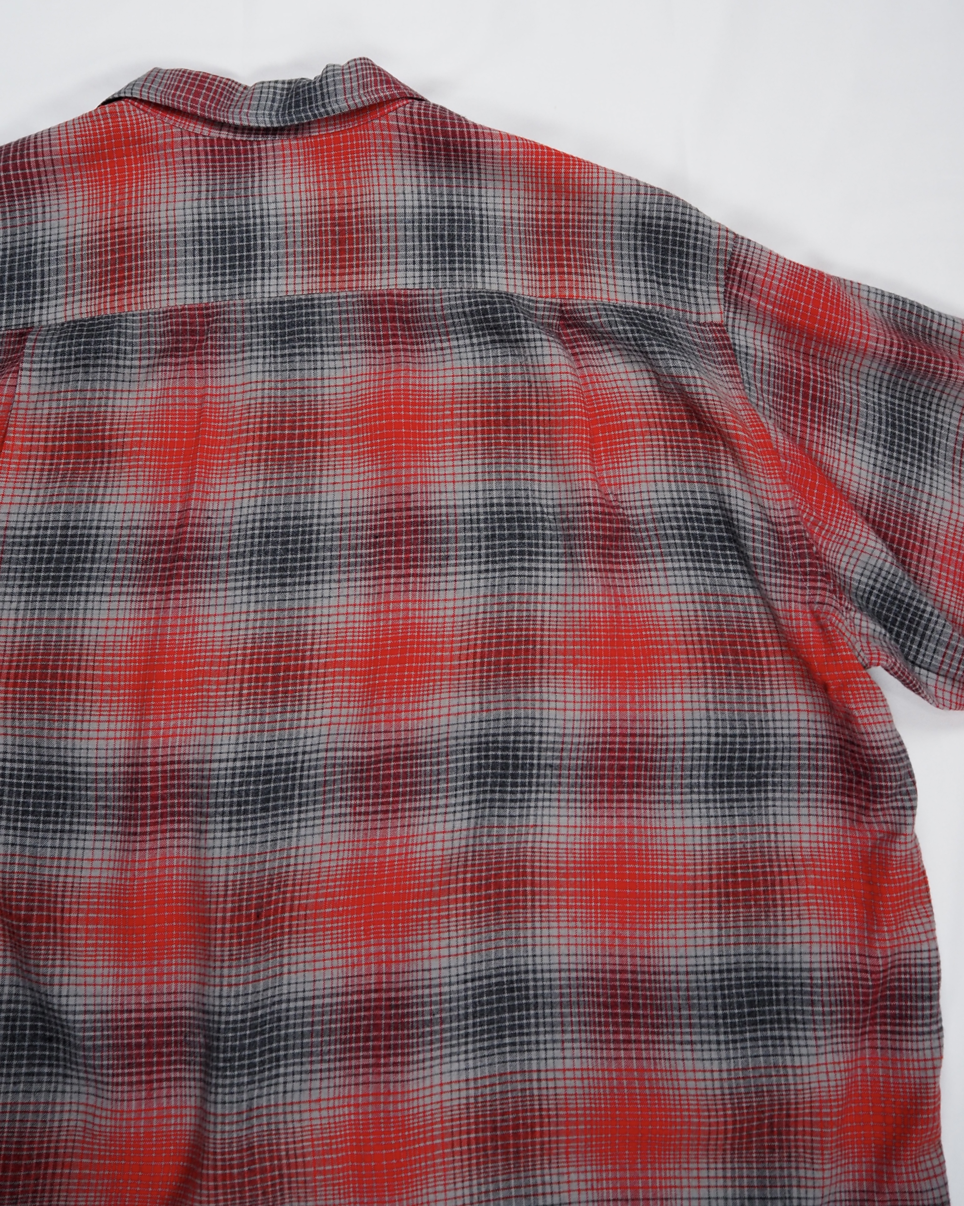 【5/6(水) 20:00入荷】60’s レーヨンオンブレシャツ レッド×グレー の画像 11