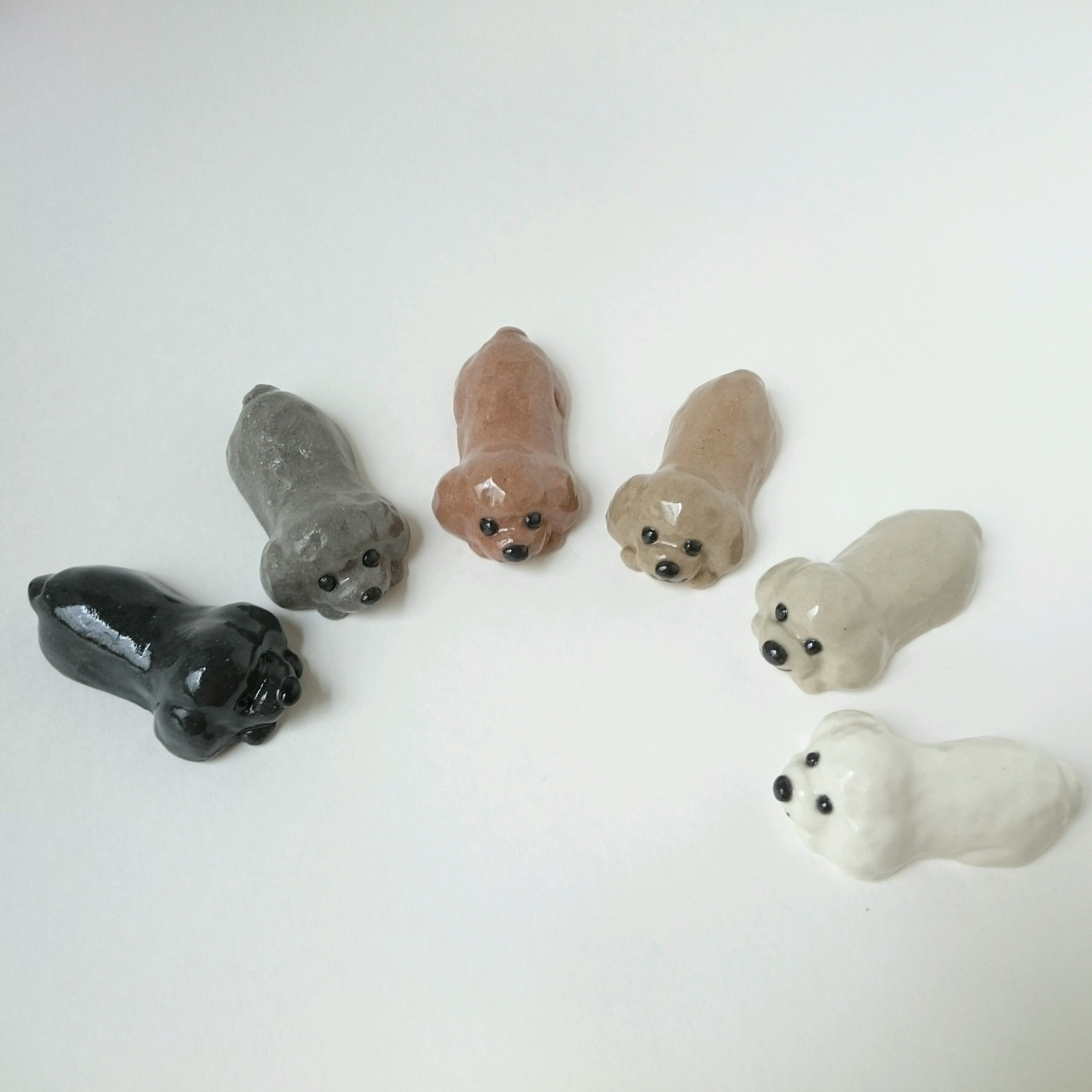 トイプードルの箸置き シルバー 陶器のことり トイプードルの箸置き シルバー 陶器のことり