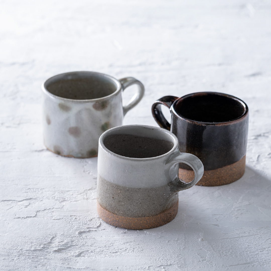 齊藤十郎／マグカップ（グレー/黒あめ/水玉）サムネイル画像