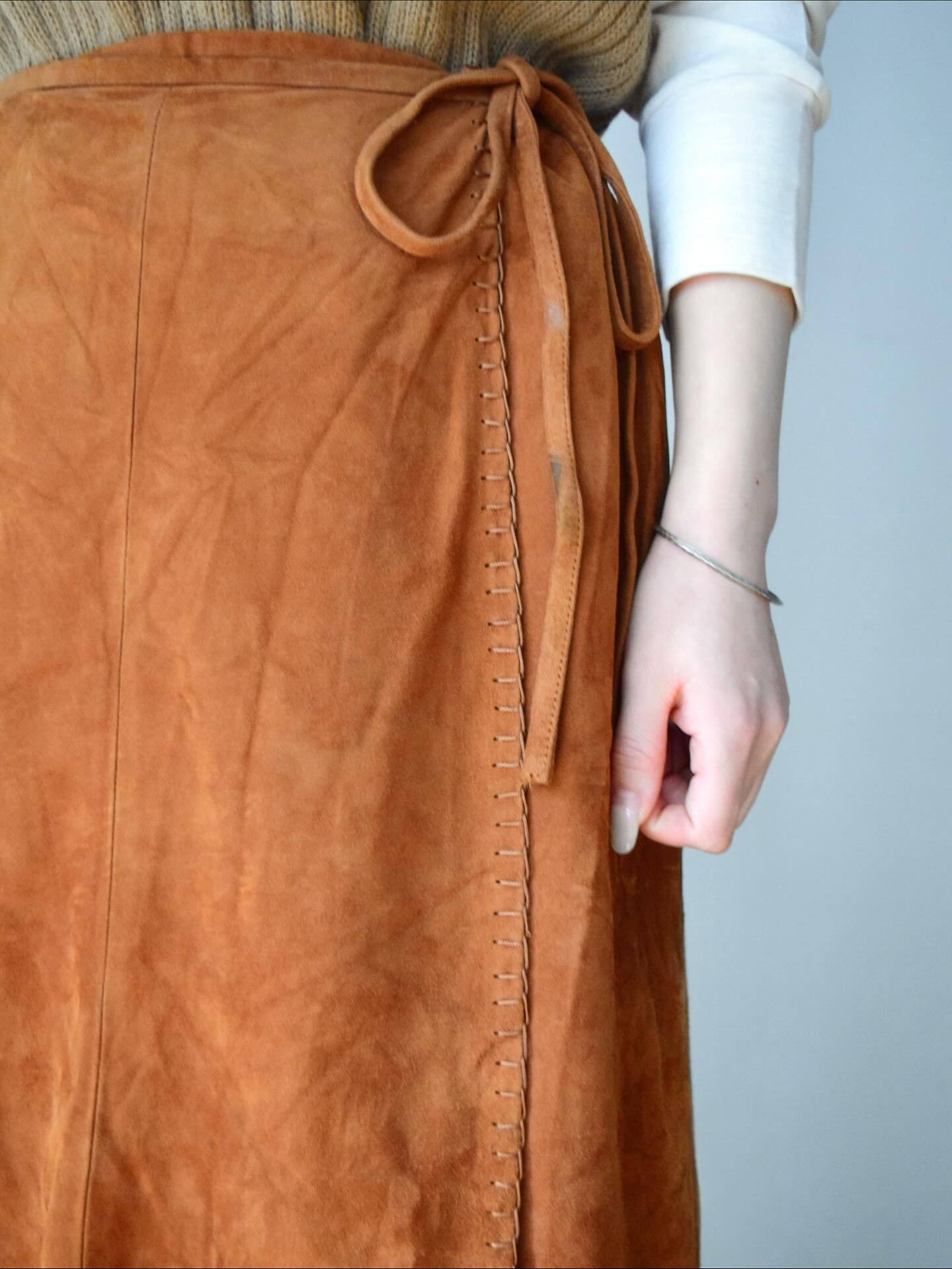 vintage suede wrap skirt の画像 2