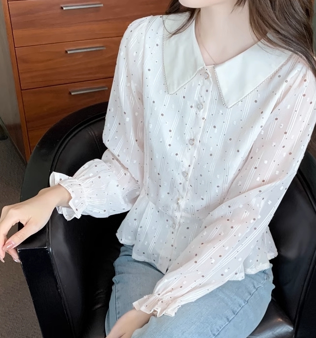 トップス シャツ ブラウス 袖あり 長袖 衿 ビックカラー 花柄 花柄ブラウス シフォン 大人可愛い きれいめ シンプル 大人 上品 おしゃれ お洒落 大人可愛い 大人女子 こなれ感 ラフ ラブリー