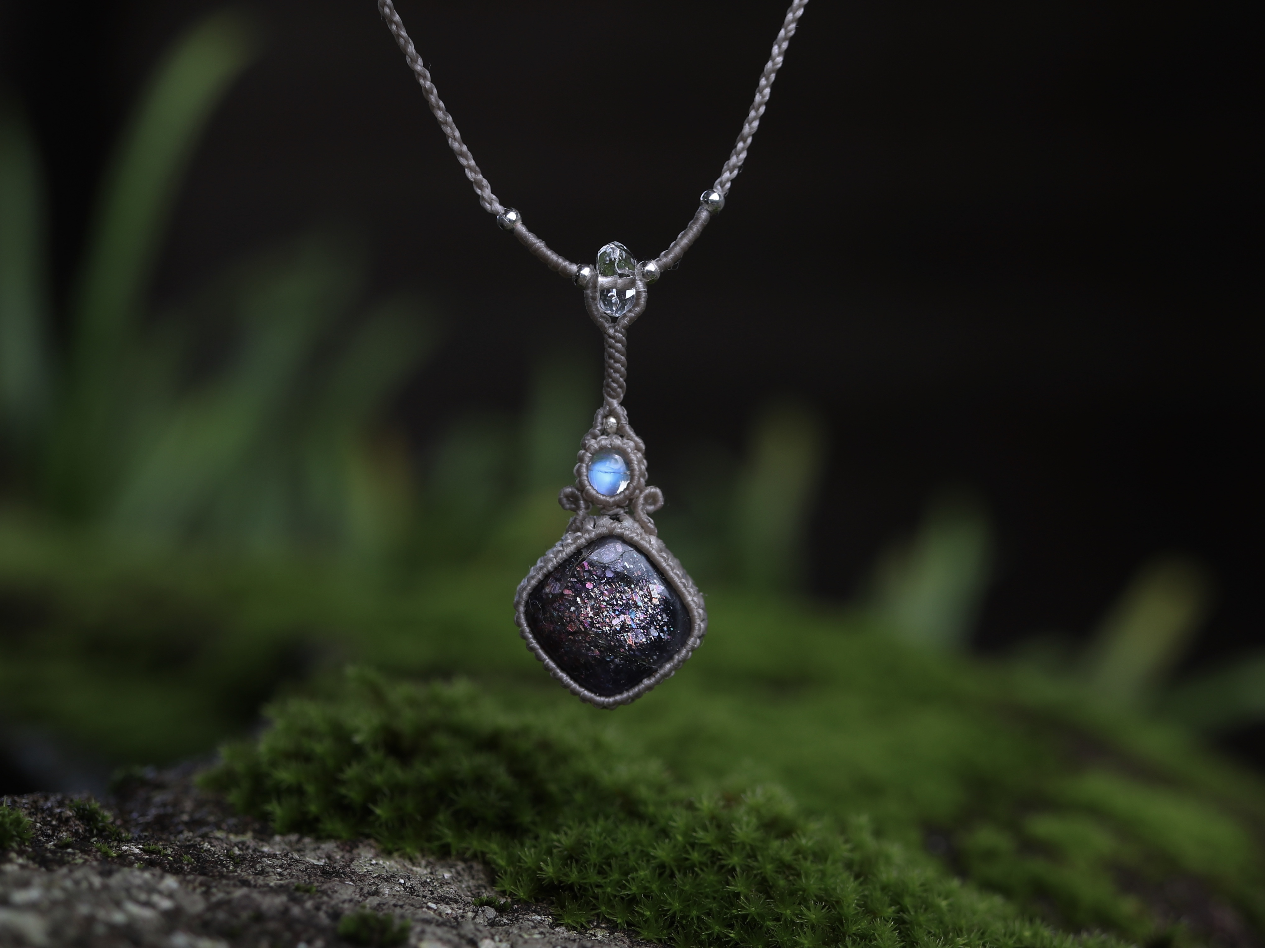 アイオライトサンストーン ムーンストーン ネックレス Yuji Handmade Creations アイオライトサンストーン ムーンストーン ネックレス Yuji Handmade Creations
