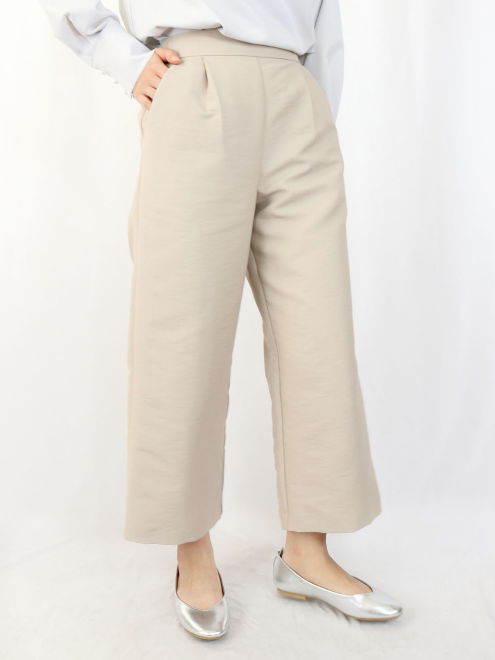タスランダブルクロス87丈ワイドパンツ ライトベージュ Three Quarter 公式通販 スリークォーター オンラインストア