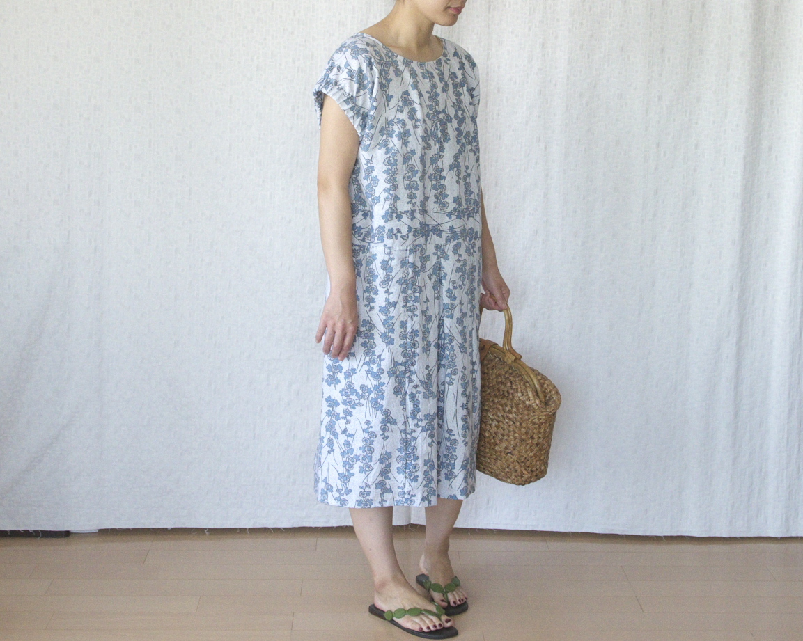 0049 ちょっとレトロなワンピース Muhandwork