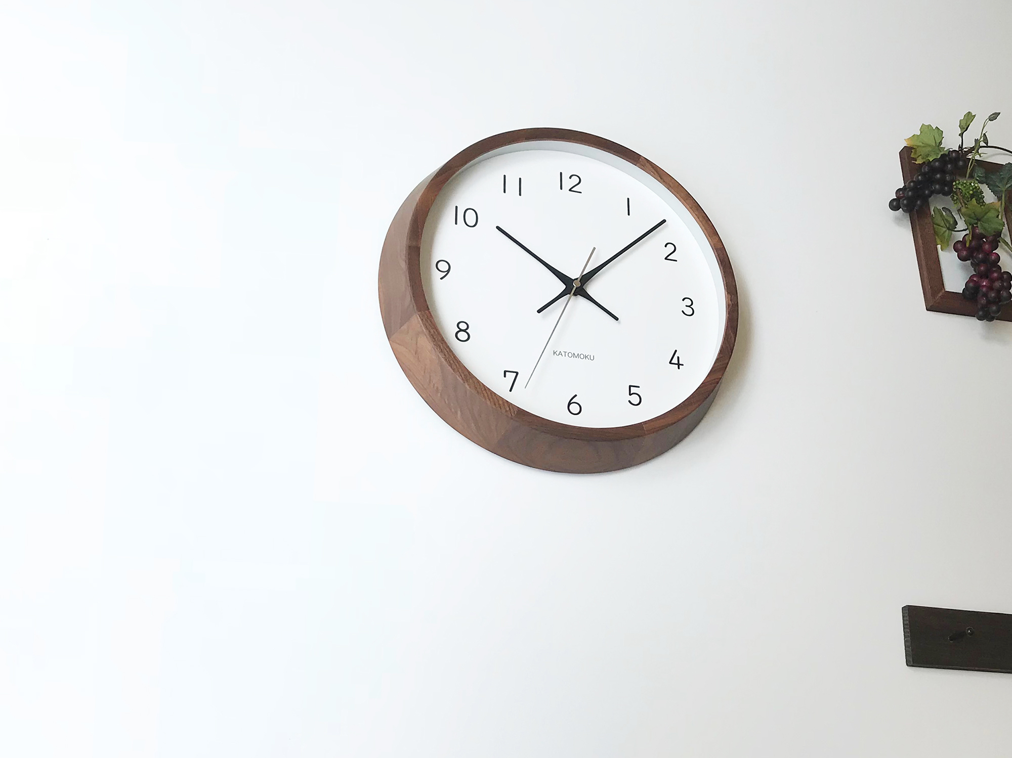 KATOMOKU muku clock 13 ウォールナット km-104WARCS SKP電波時計 | 加藤木工株式会社 online shop