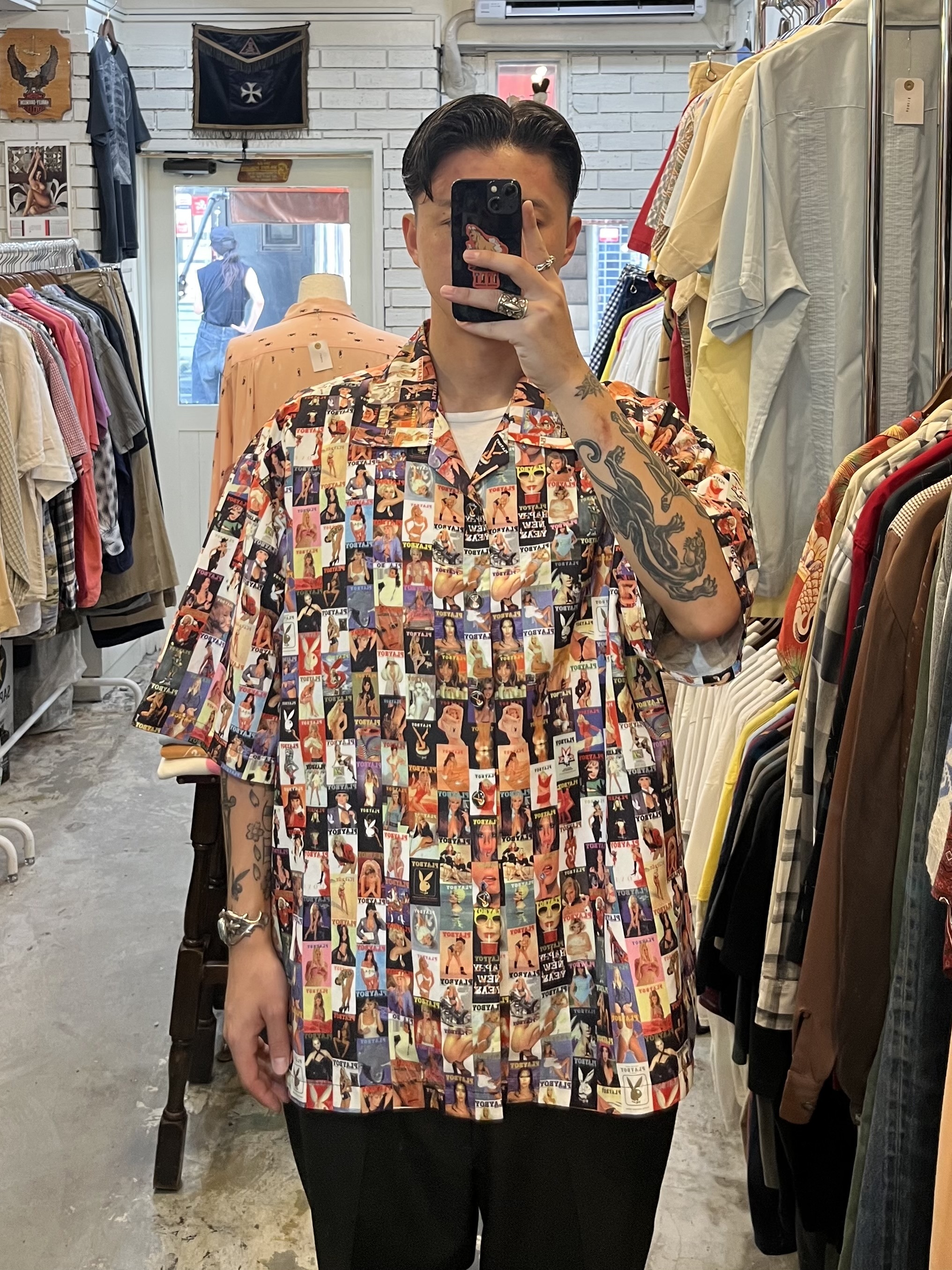 90’s PLAY BOY 総柄シャツ XXL の画像 3