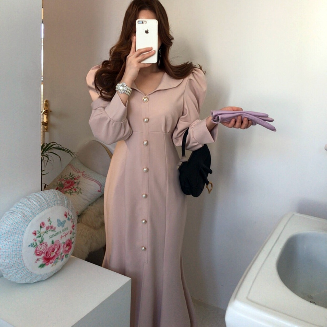 送料無料 2色 ワンピース レディース ロング ミモレ丈 ロングスカート ミディアム丈 シャツワンピ マーメイド スリット ボタン パフスリーブ Vネック おしゃれ 大人可愛い 長袖 個性的 レトロ ガーリー 襟つき 華やか きれいめ アプリコット ブラック ピンクオレンジ