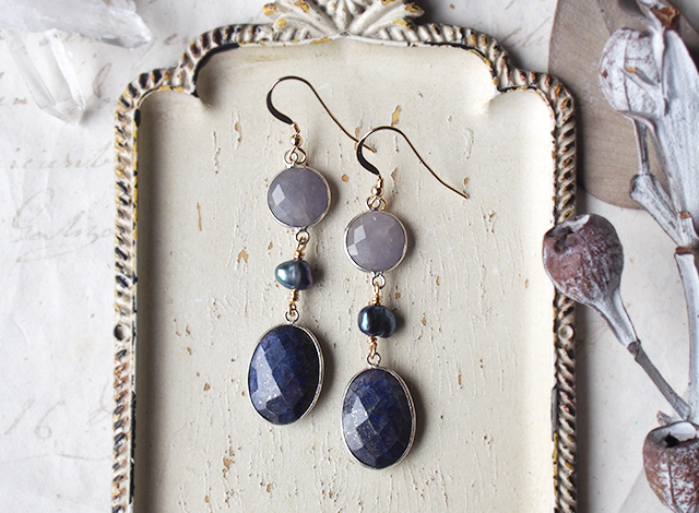サファイア パール ラピスのピアス Witch 天然石原石のハンドメイドアクセサリー
