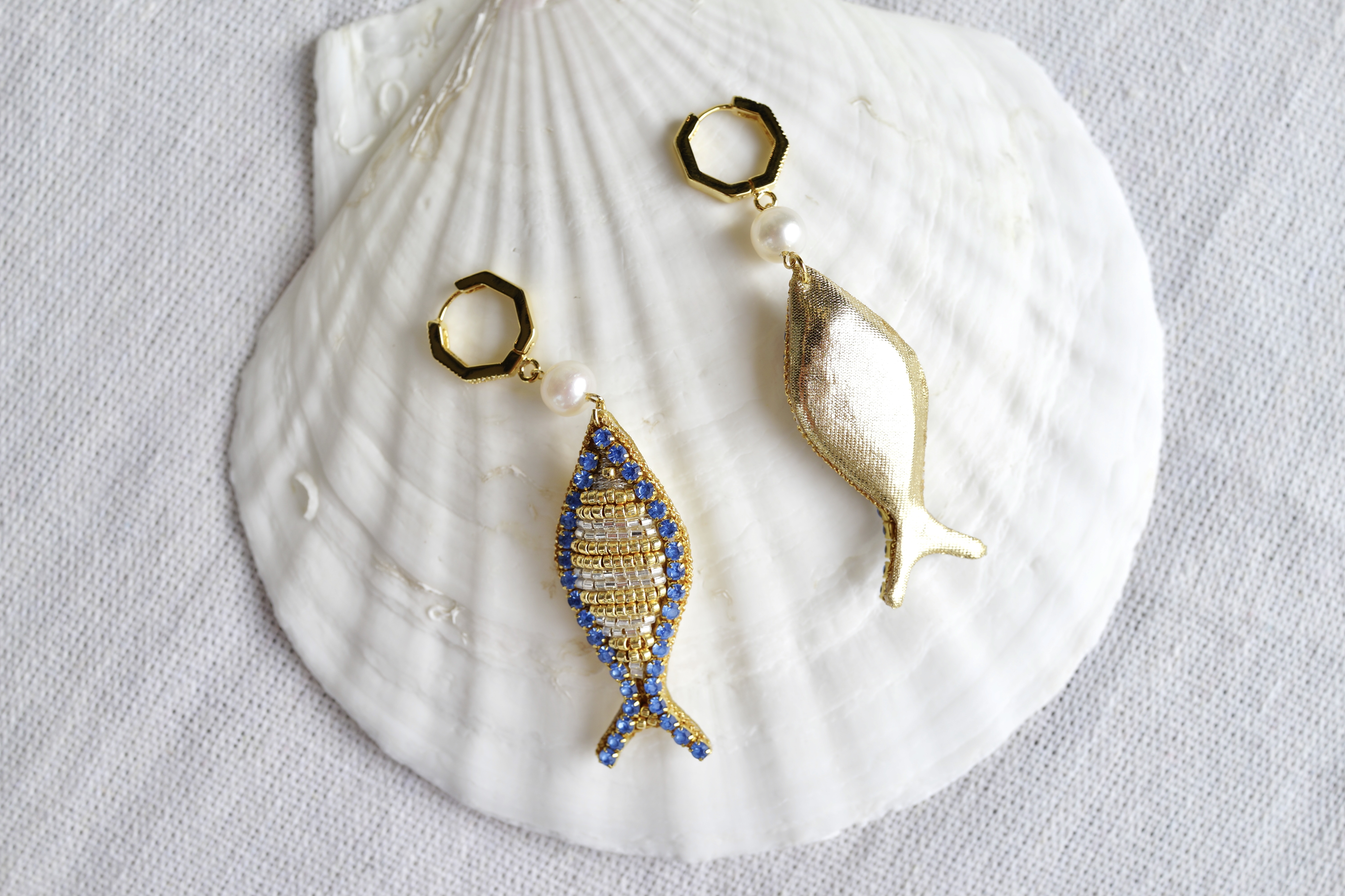 【刺繍ジュエリー】Fish! ▽注文時に、ピアス/イヤリングお選びいただけます。