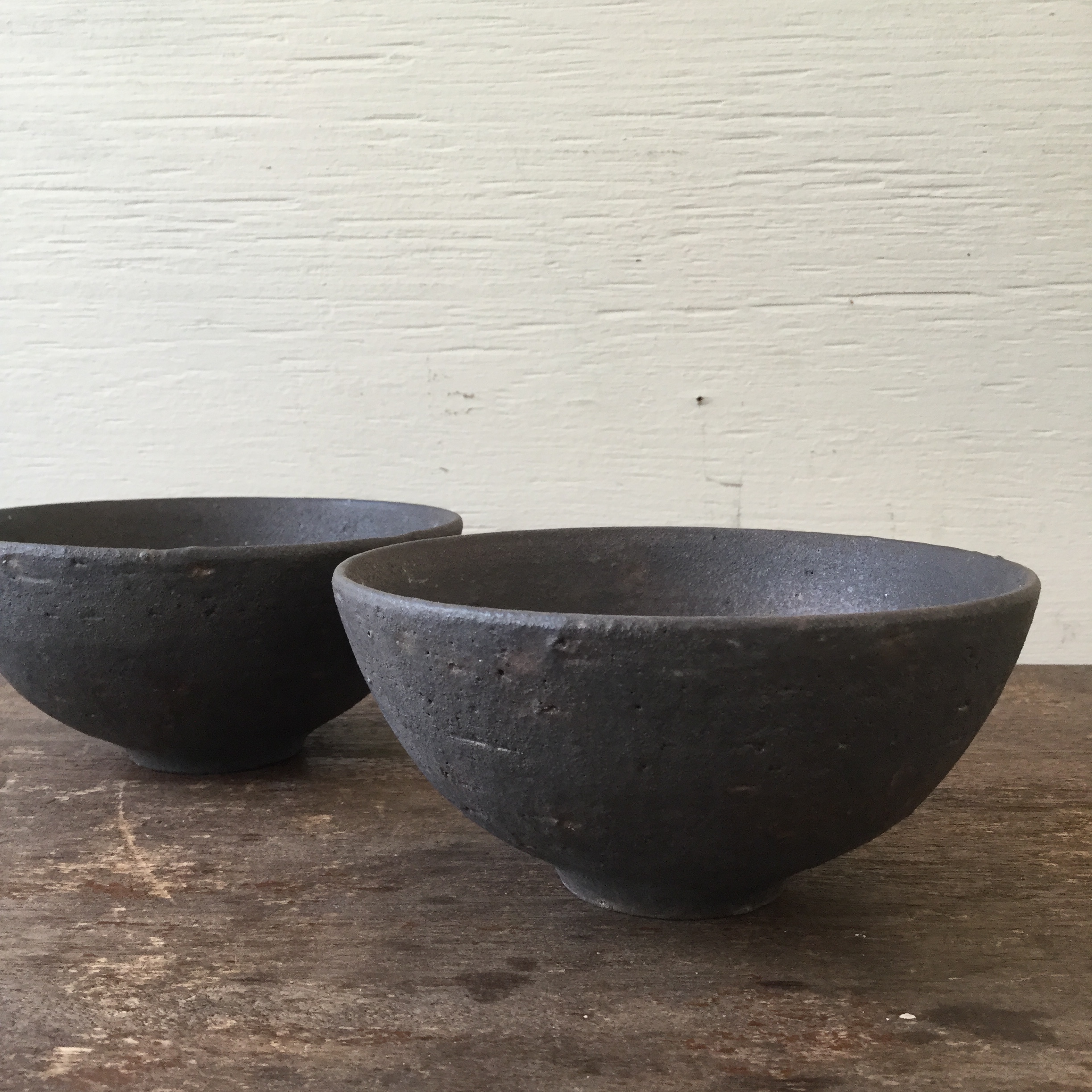 【恵山・小林耶摩人】 ボウルS 黒釉 φ13.5㎝×h6.5㎝ - 画像1
