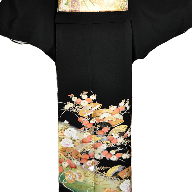 ワイドサイズ(トール&ワイド)■黒留袖レンタル■緑ぼかしに鼓や鶴に扇面そして菊や牡丹等の柄kurow3【往復送料無料】 - 画像1