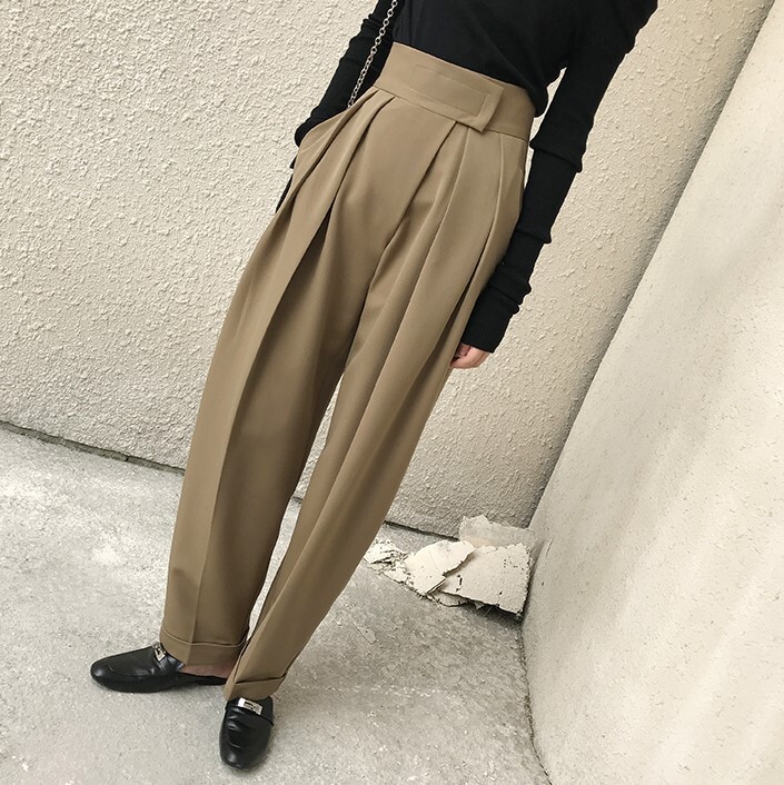 タック入り ハイウエスト テーパードパンツ ハーレムパンツ スーツパンツ 無地 落ち感 ドレープ シンプル シック スタイリッシュ マニッシュ メンズライク 脚長効果 春秋 ボトムス 通勤 オフィス お出かけ Ladys Paradise タック入り ハイウエスト テーパードパンツ ハーレムパンツ スーツパンツ 無地 落ち感 ドレープ シンプル シック スタイリッシュ マニッシュ メンズライク 脚長効果 春秋 ボトムス 通勤 オフィス お出かけ Ladys Paradise