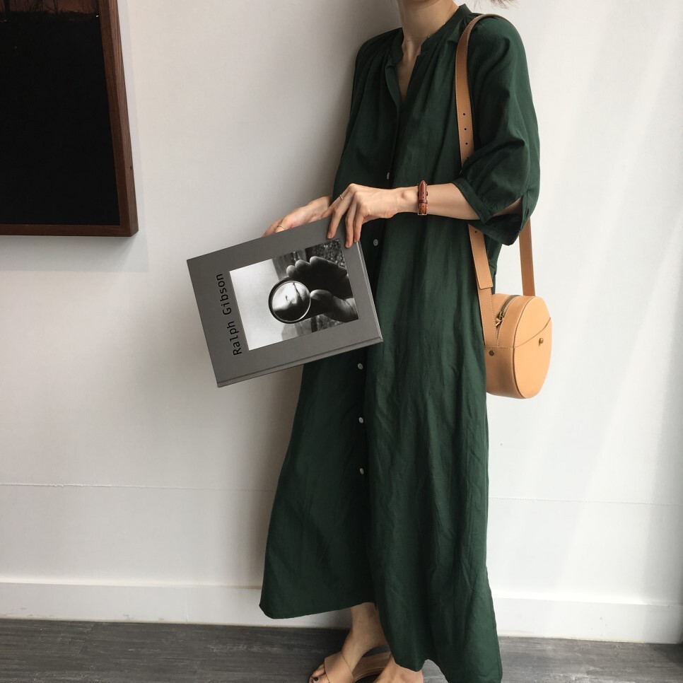 ロングワンピース シャツワンピース ワンピース レディース きれいめ シンプル カジュアル 綿 緑 オレンジ シャツ ロング フレア 半袖 五分袖 Vネック 無地 春 夏 秋 10代 代 30代 40代 大人カジュアル ワンピース コーデ 通勤 Ol オフィス ママ 楽ちん