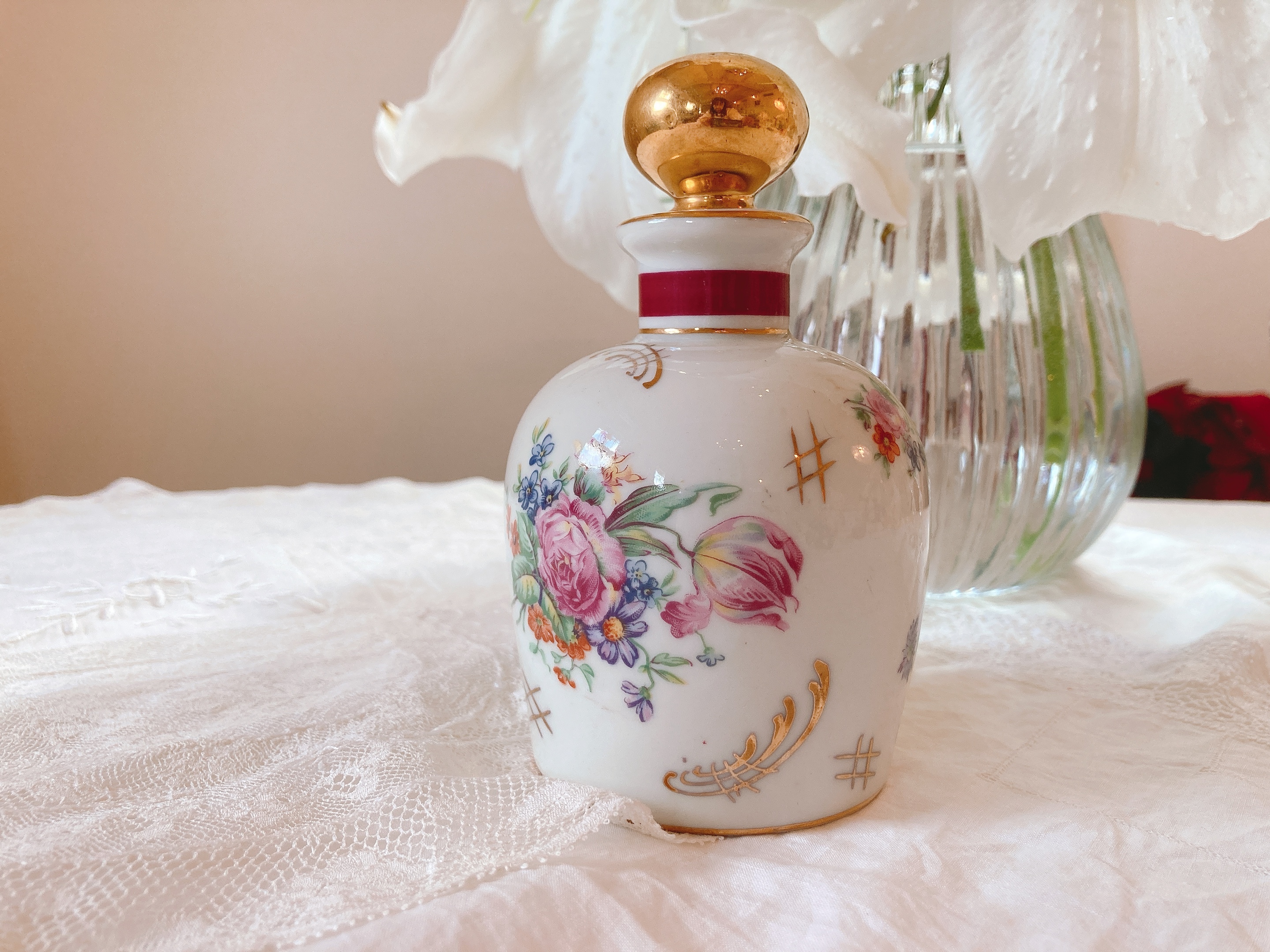 フランス リモージュ花々が可愛い香水瓶 株式会社antiquerose 山岡 フランス リモージュ花々が可愛い香水瓶 株式会社antiquerose 山岡