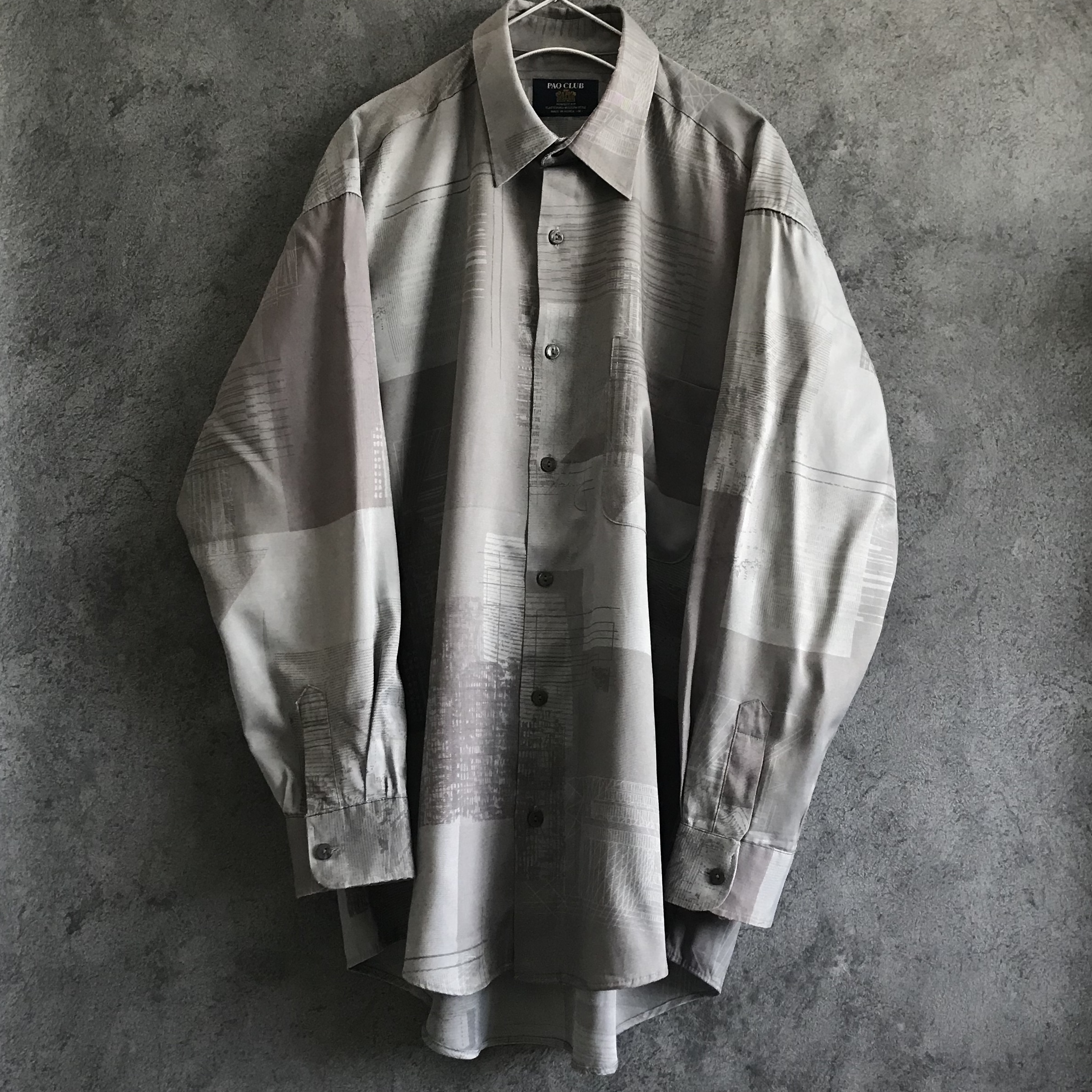 古着シャツ 古着 シャツ レトロ ヨーロピアン ジオメトリック グレー 柄シャツ レーヨン 総柄 アート メンズ 長袖 古着屋antenna アンテナ 海外でセレクトした個性的な古着専門の通販店です