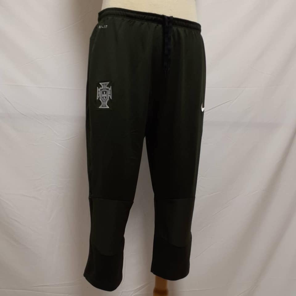 サッカー ポルトガル代表 16 トレーニングウェア バミューダ 3 4パンツ ナイキ Nike Freak スポーツウェア通販 海外ブランド 日本国内未入荷 海外直輸入