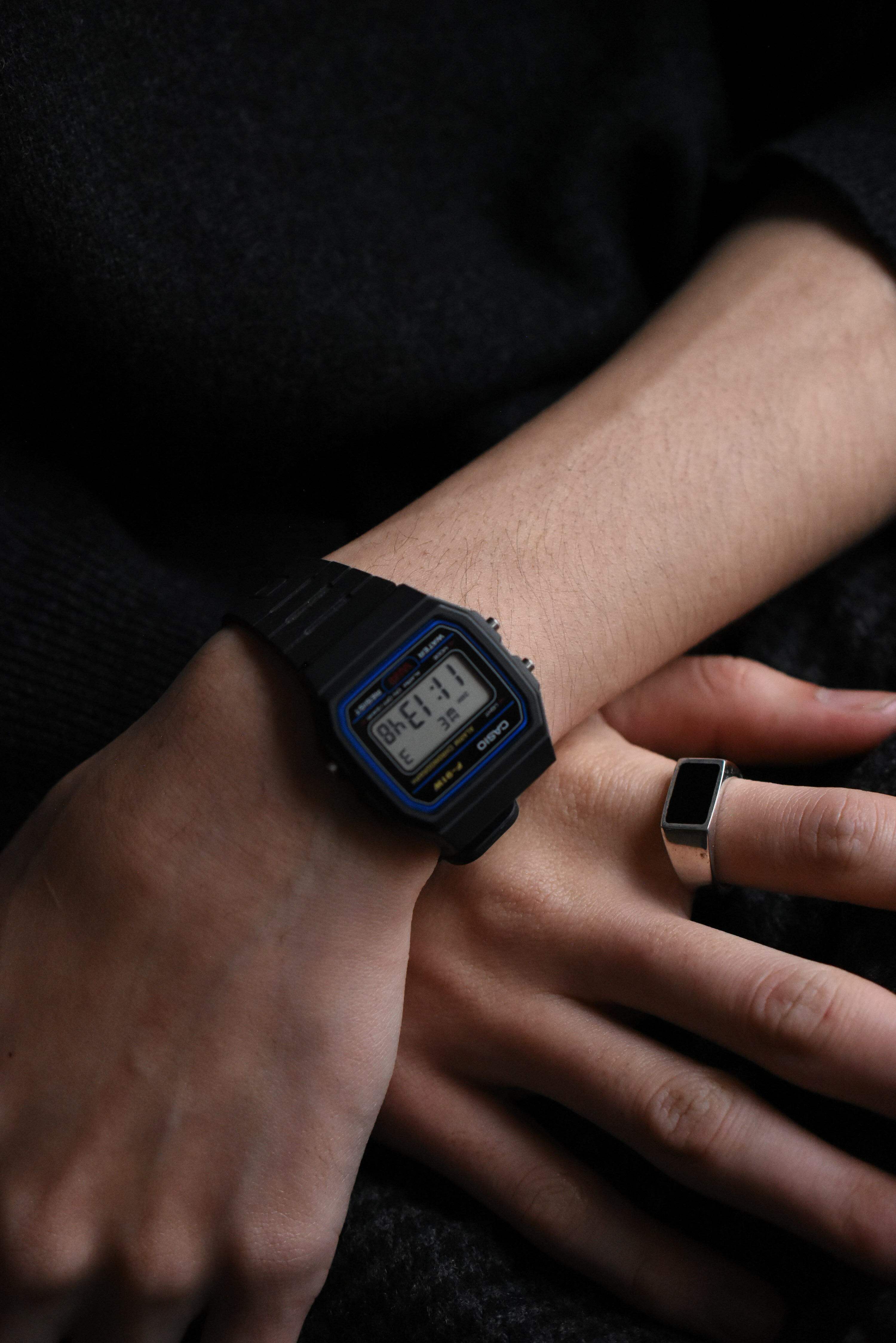 Utah／”CASIO” digital watch／rubber