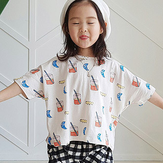韓国子供服 春新商品 ジュースtシャツ お揃いコーデ 90cm 100cm 110cm 120cm 130cm ahouse 韓国子供服 春新商品 ジュースtシャツ お揃いコーデ 90cm 100cm 110cm 120cm 130cm ahouse