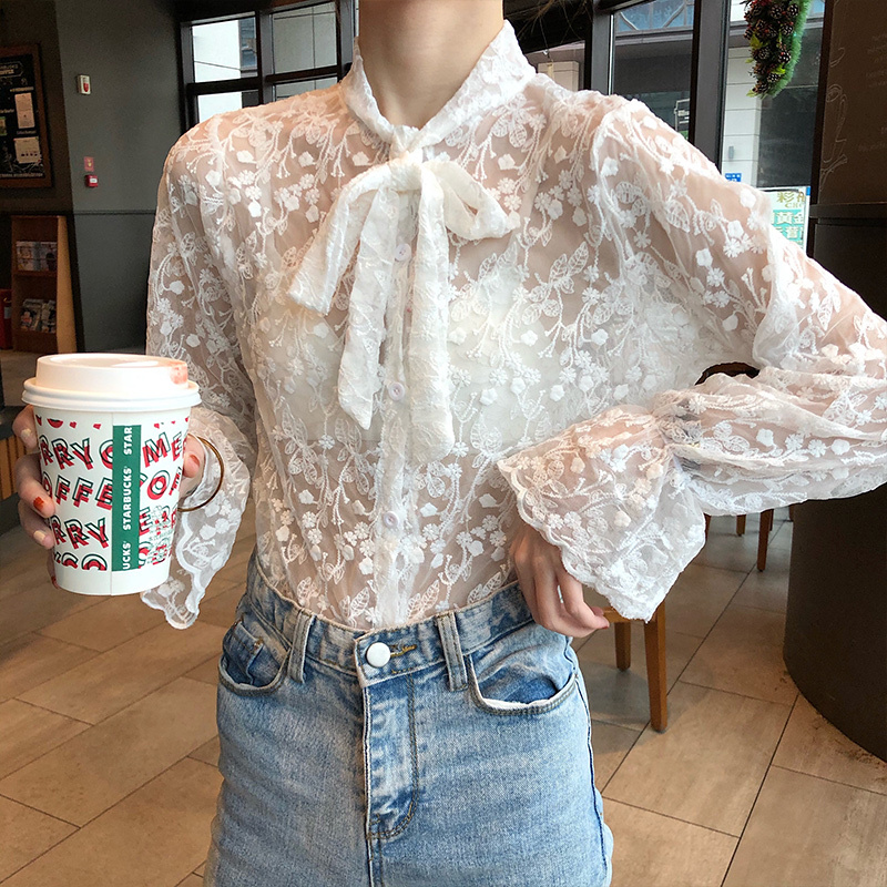 レース トップス レディース シャツ ブラウス 花柄 総レース 透け感 リボン 襟 ベルスリーブ トランペットスリーブ ボタニカル柄 フレンチ レトロ 長袖 韓国 春 夏 秋 10代 代 30代 40代 かわいい シフォン シャツ ブラウス きれいめ トップス コーデ こなれ感 レース トップス レディース シャツ ブラウス 花柄 総レース 透け感 リボン 襟 ベルスリーブ トランペットスリーブ ボタニカル柄 フレンチ レトロ 長袖 韓国 春 夏 秋 10代 代 30代 40代 かわいい シフォン シャツ ブラウス きれいめ トップス コーデ こなれ感