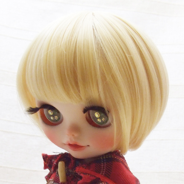 ネオブライス ウィッグ おかっぱボブ ハニーブロンド 10インチ/ドール Blythe Pulip | Bonbon rouge Doll