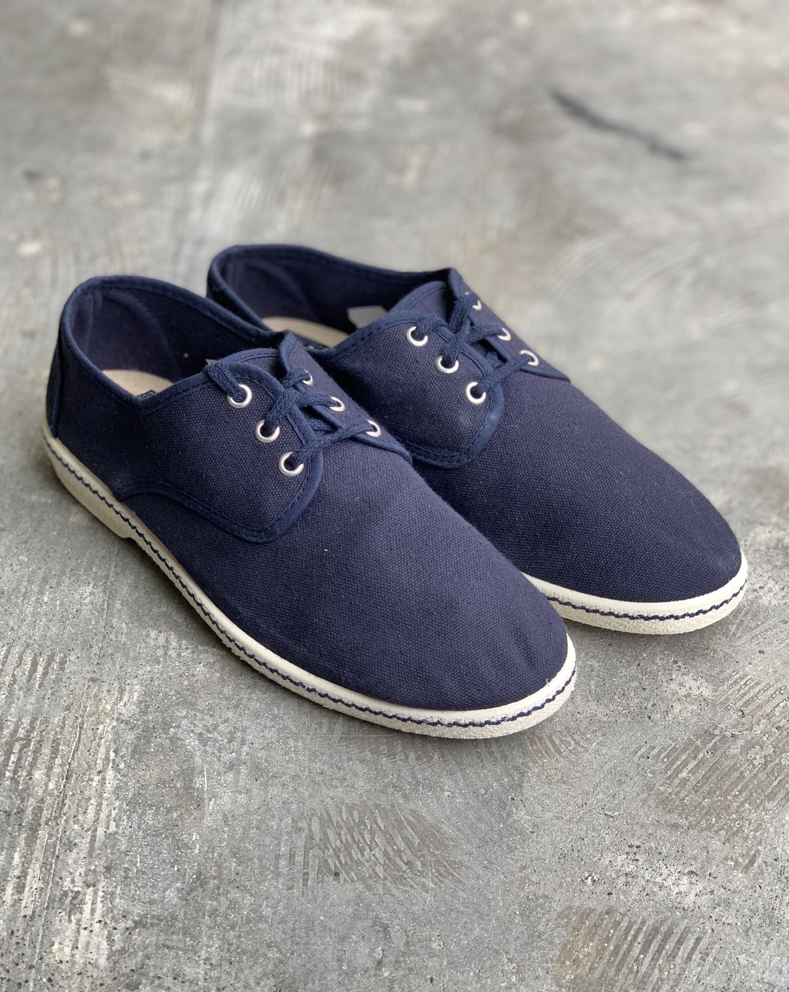 canvas shoes italy