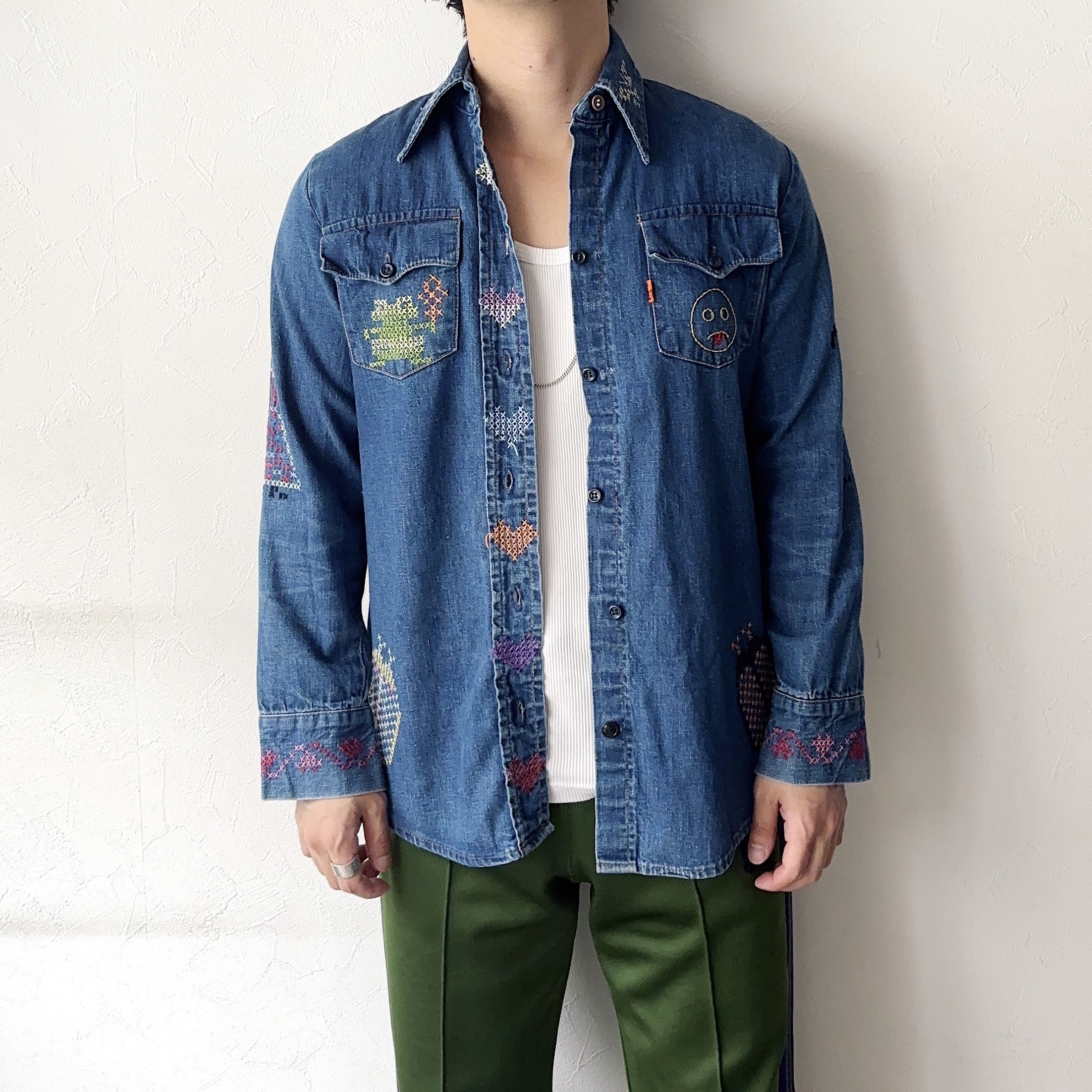 Vintage 70's【Levi's】Embroidery Denim Shirt の画像 3