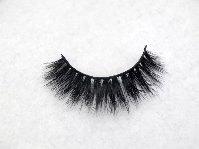 3dアイラッシュ つけまつげ アイラッシュ ナチュラルアイラッシュ カイリージェンナー ミンク エクステ 高級ミンク ゴージャス Hotgirls