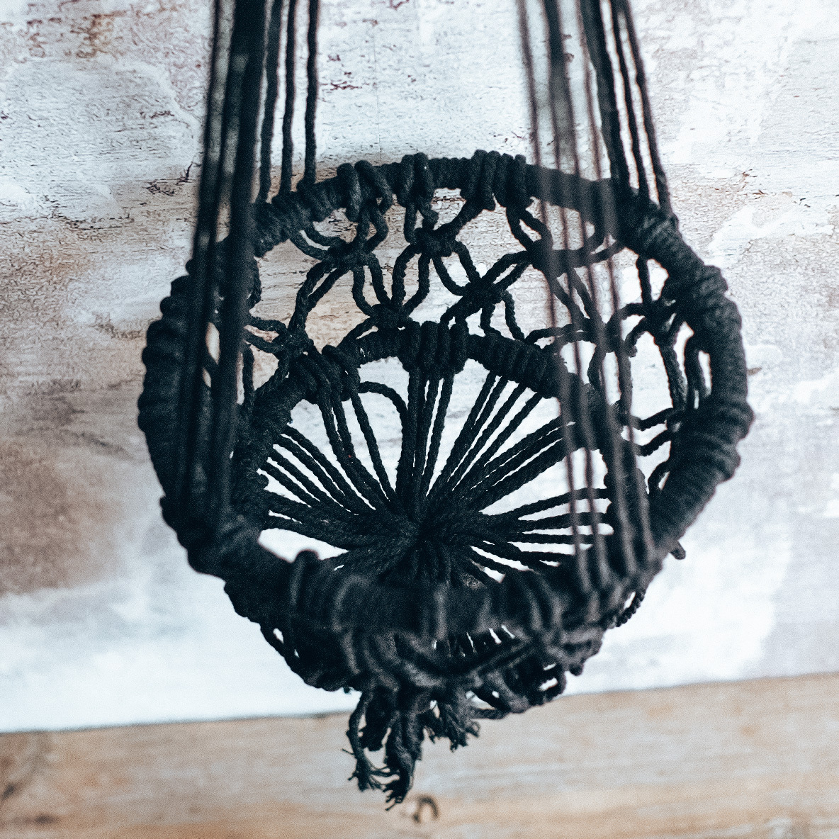 Plant Hanger シングル Black コットンロープ製 マクラメハンギング プランターハンガー 観葉植物 プラントハンガー 鉢 吊るす プラントホルダー 飾る マクラメグリーンハンギング ジュート 鉢カバー インテリア 多肉植物 ディスプレイ Blue Lagoon Treasures