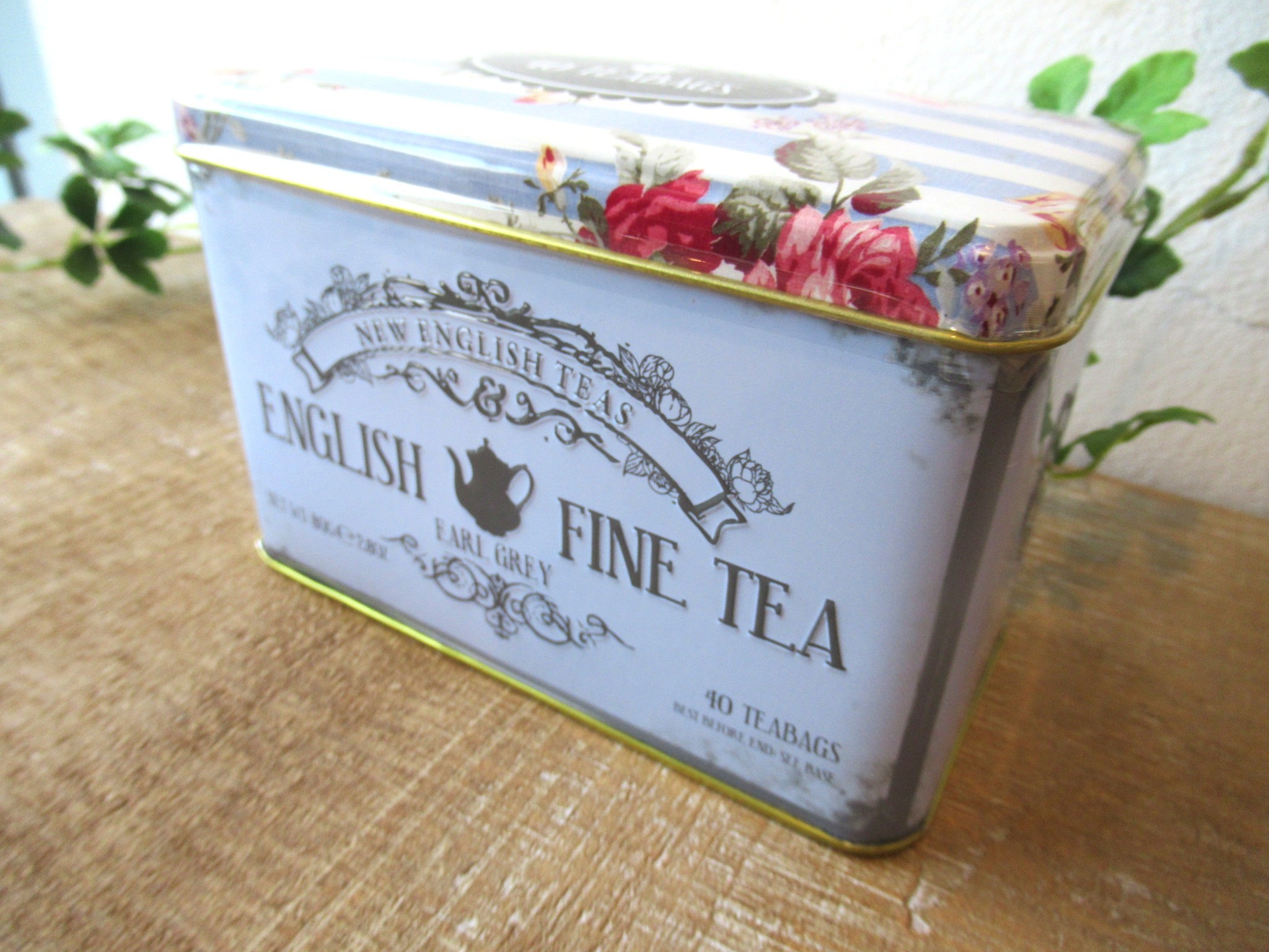 イギリス缶入り紅茶〈フラワーブルー〉アールグレイ | BRILLIANT TEA ブリリアントティー