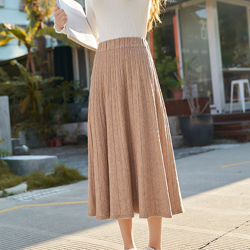 ロングスカート ニットスカート フレアライン たっぷり揺れる 女性