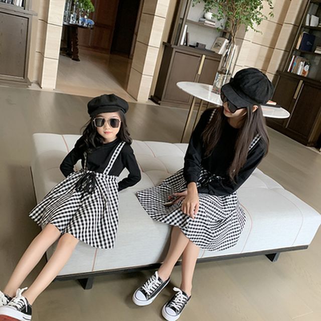 親子ペア ギンガムチェックレイヤード風ワンピース ワンピース 長袖 ひざ丈 きれいめカジュアル 春 夏 親子リンク 親子コーデ おそろコーデ リンク コーデ 親子 キッズ おしゃれ サイズ お出かけ Pl 0061 Y Orurea Berry オルレアベリー