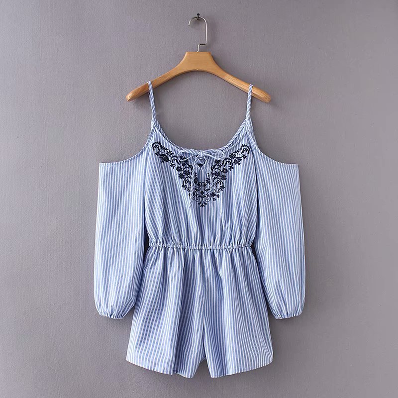 胸元の刺繍が可愛いオフショルダーショートサロペット プチプラレディースファッション通販 Yboueki