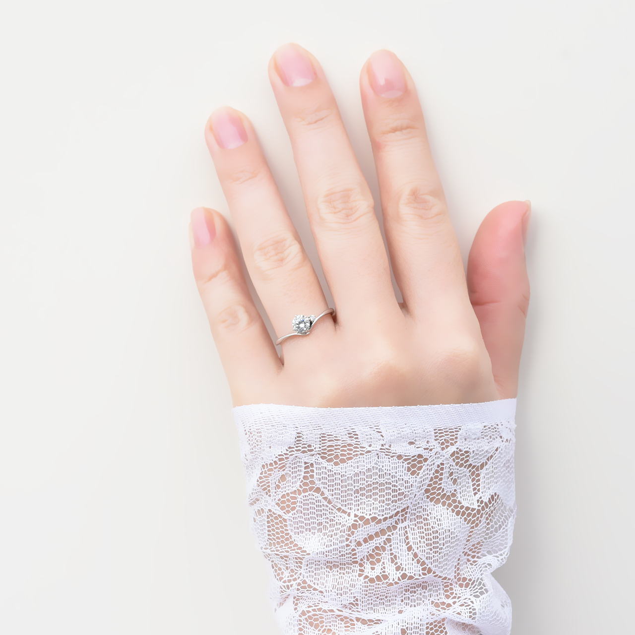 Pt900 Wld 124 煌 羽白星 輪 Rin 結婚指輪 婚約指輪 Pt900 Wld 124 煌 羽白星 輪 Rin 結婚指輪 婚約指輪