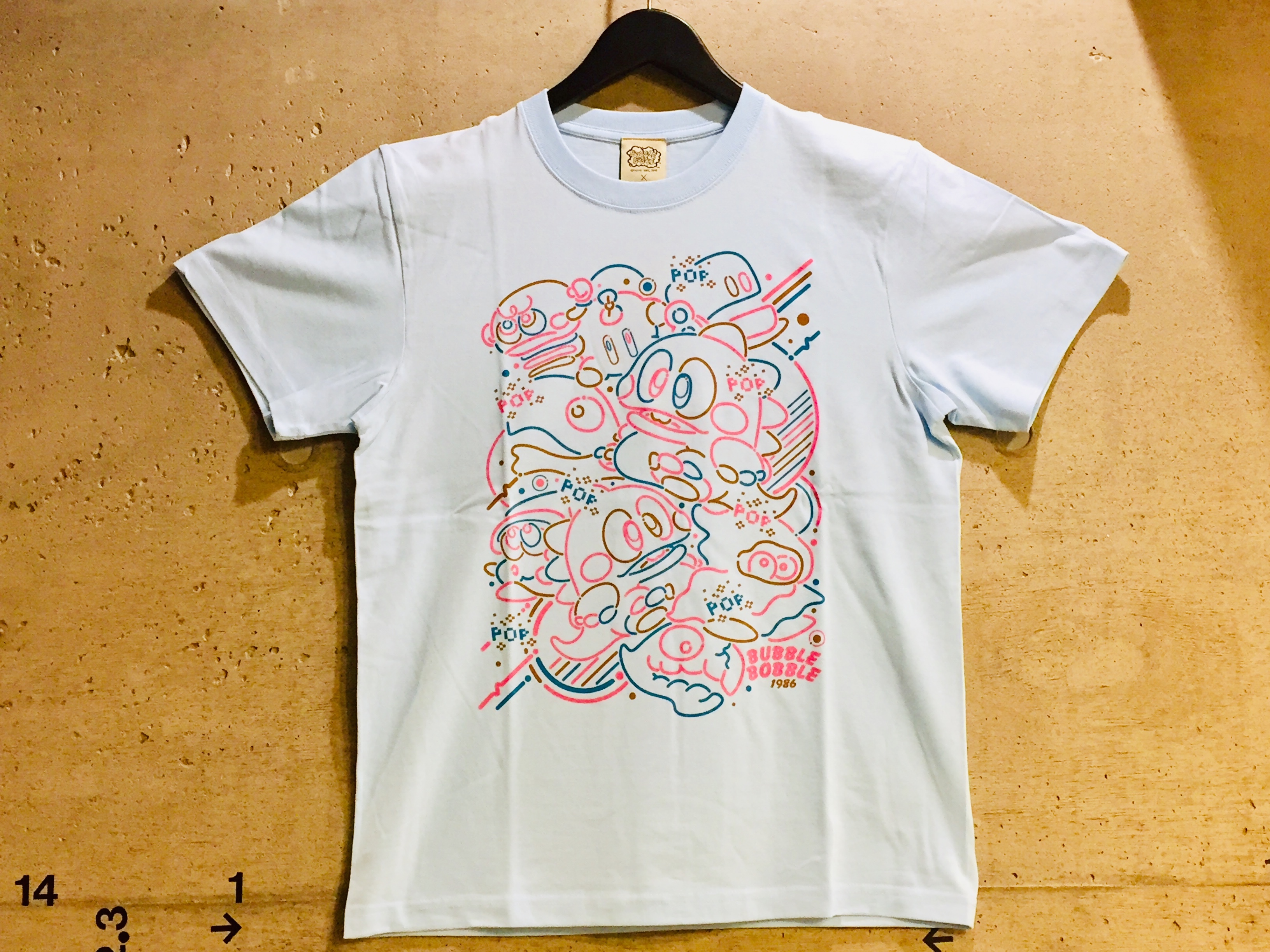 バブルボブル プリントtシャツ ライトブルー Video Game Tokyo Controller Company Official Online Store バブルボブル プリントtシャツ ライトブルー Video Game Tokyo Controller Company Official Online Store