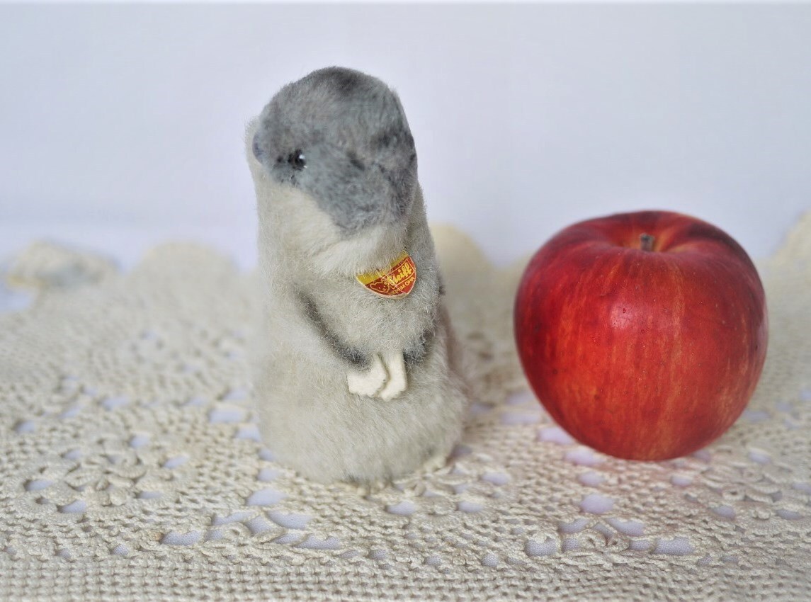 シュタイフ Steiff マーモット Piff ボタン タグ付き こりすのパン屋