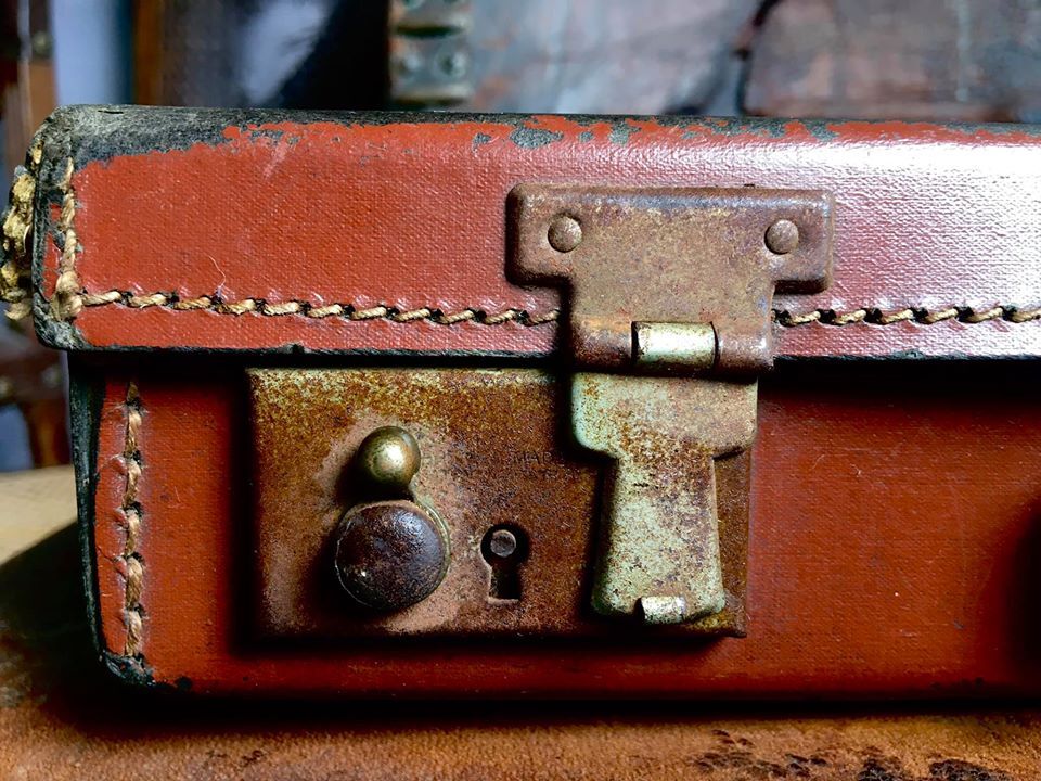 イギリス 革製 スーツケース トランク レザー ヴィンテージ | Vintage Yard